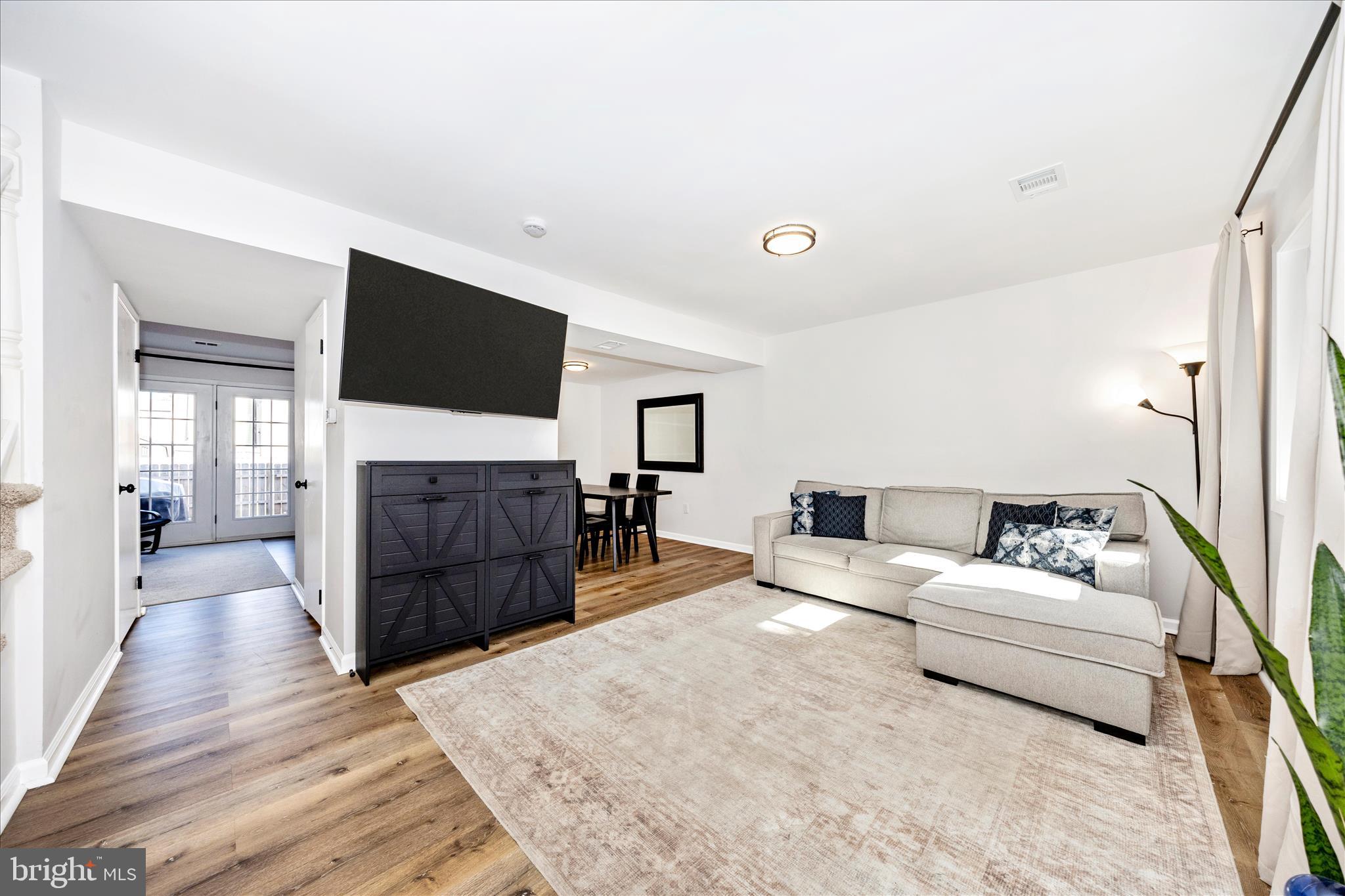 DISCOVERY - Residential
