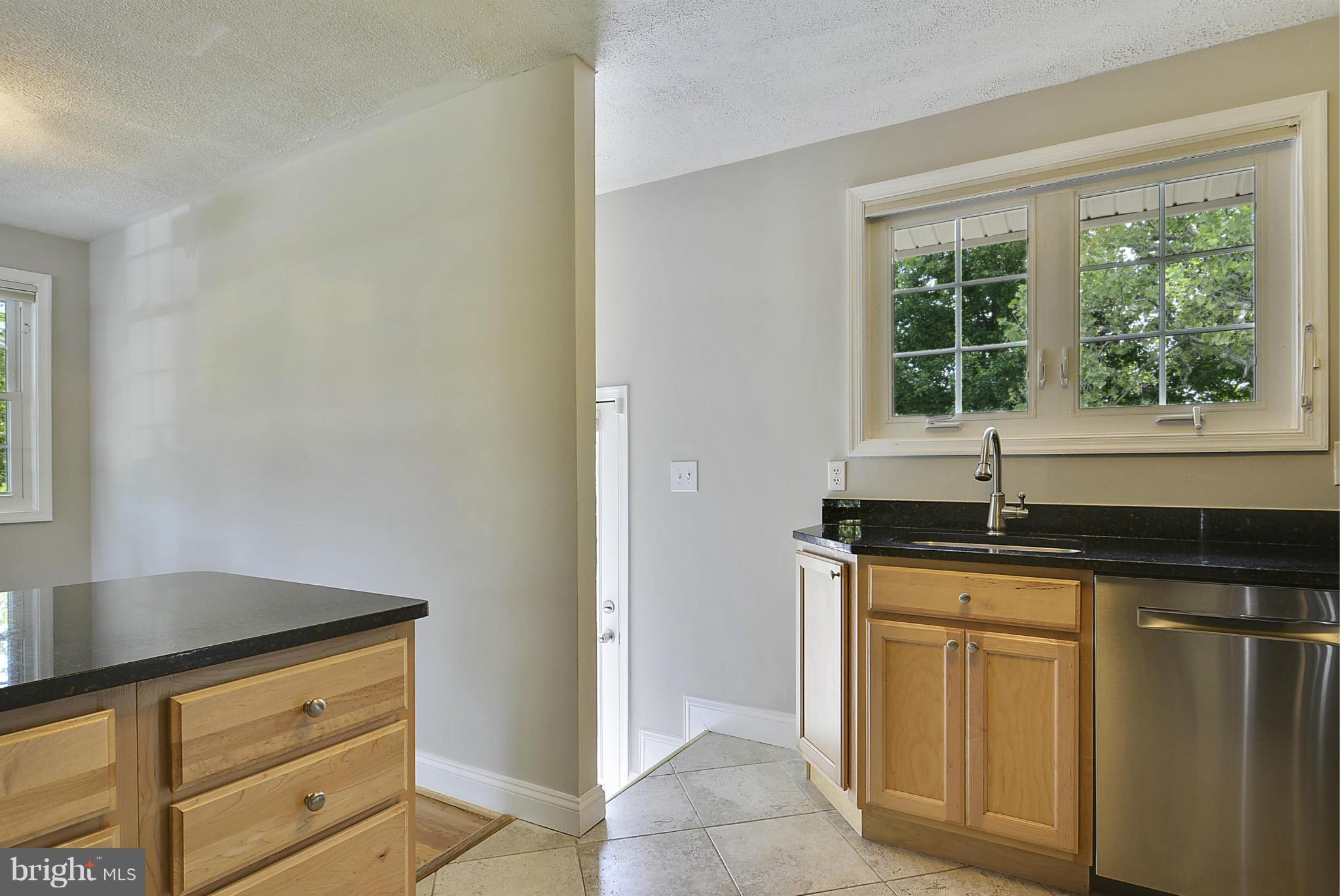 BRAD LEE HOMES - Residential