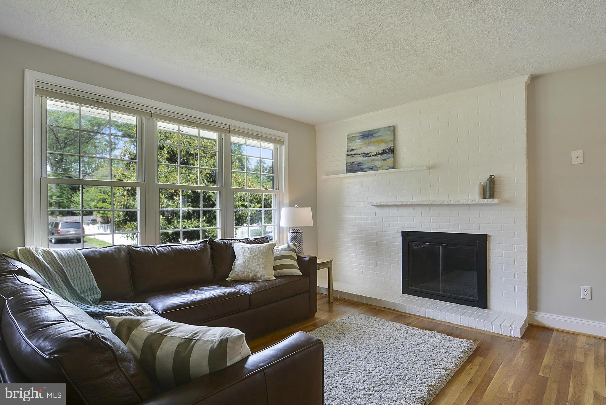 BRAD LEE HOMES - Residential