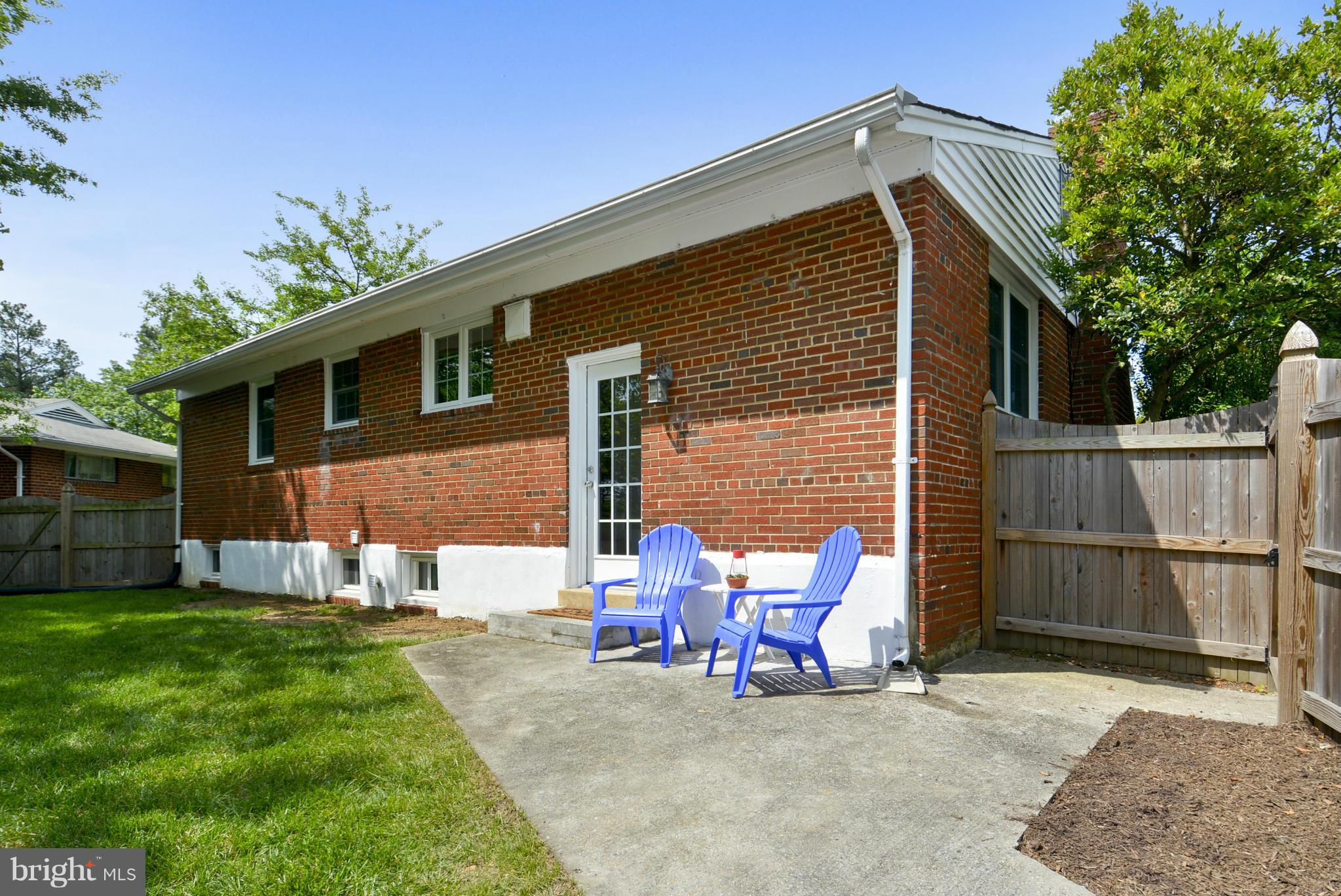 BRAD LEE HOMES - Residential