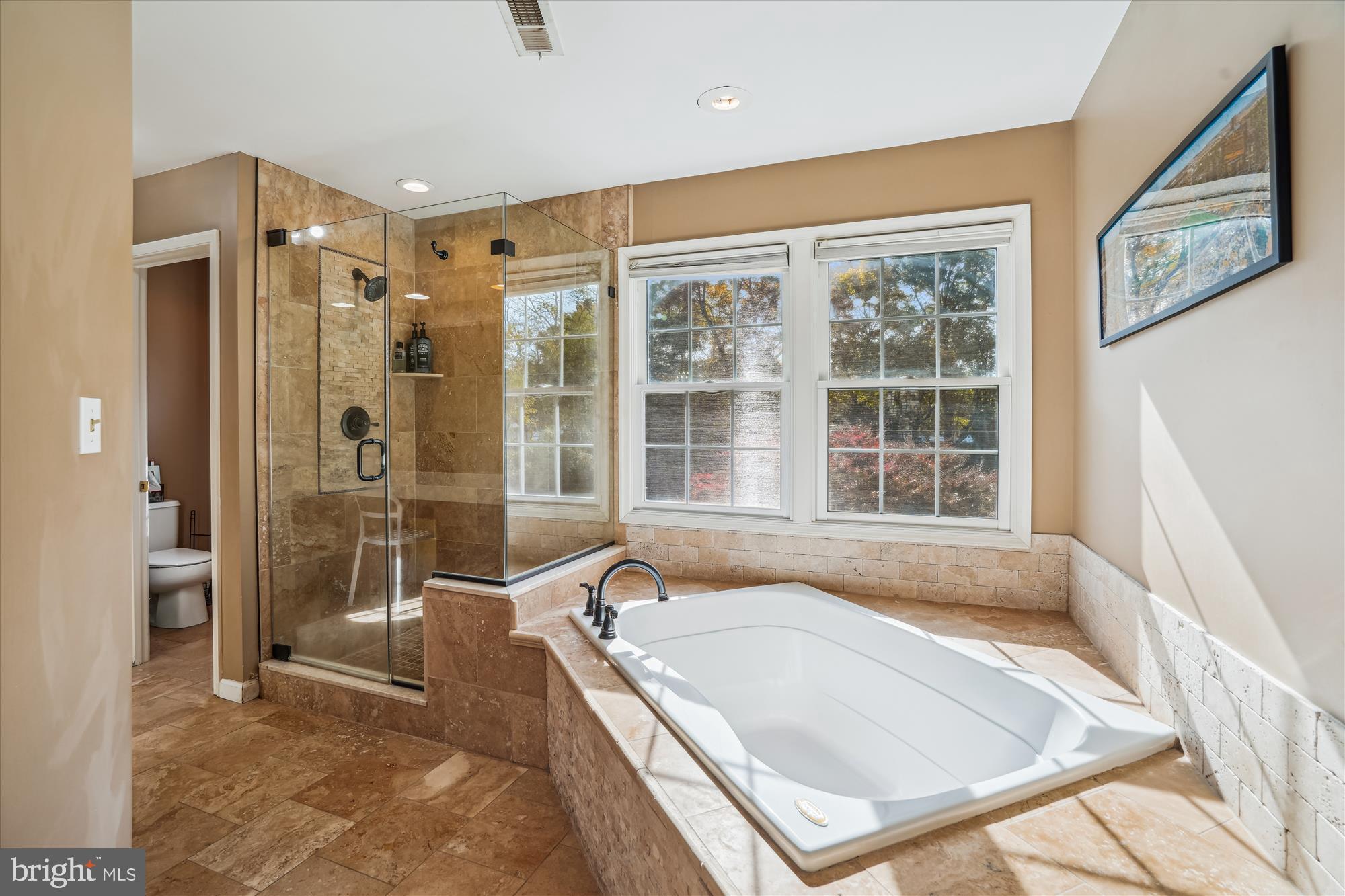 ASHLEIGH KNOLLS - Residential