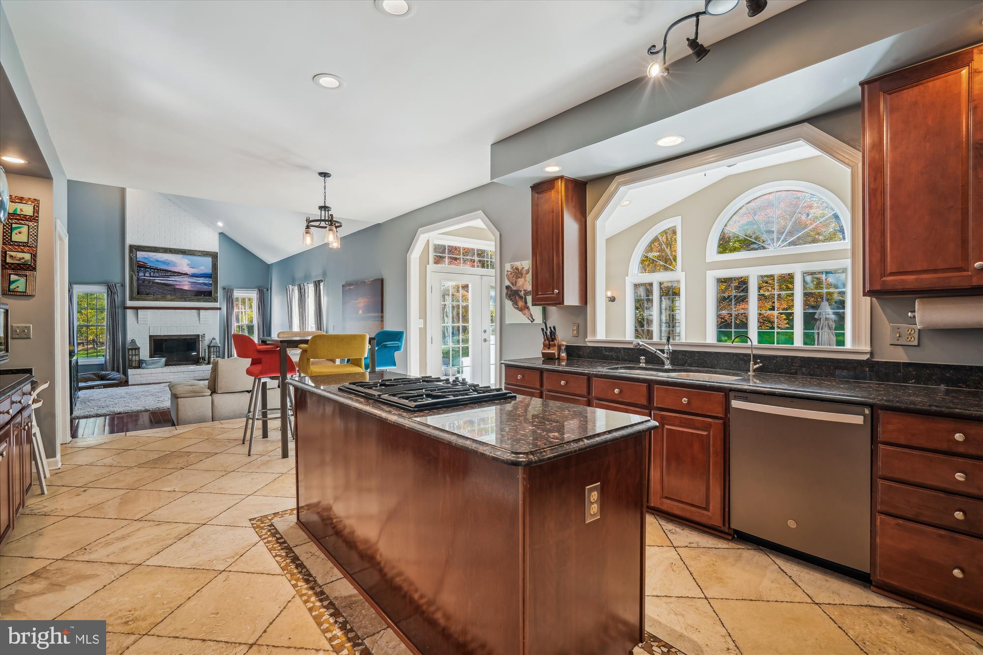 ASHLEIGH KNOLLS - Residential