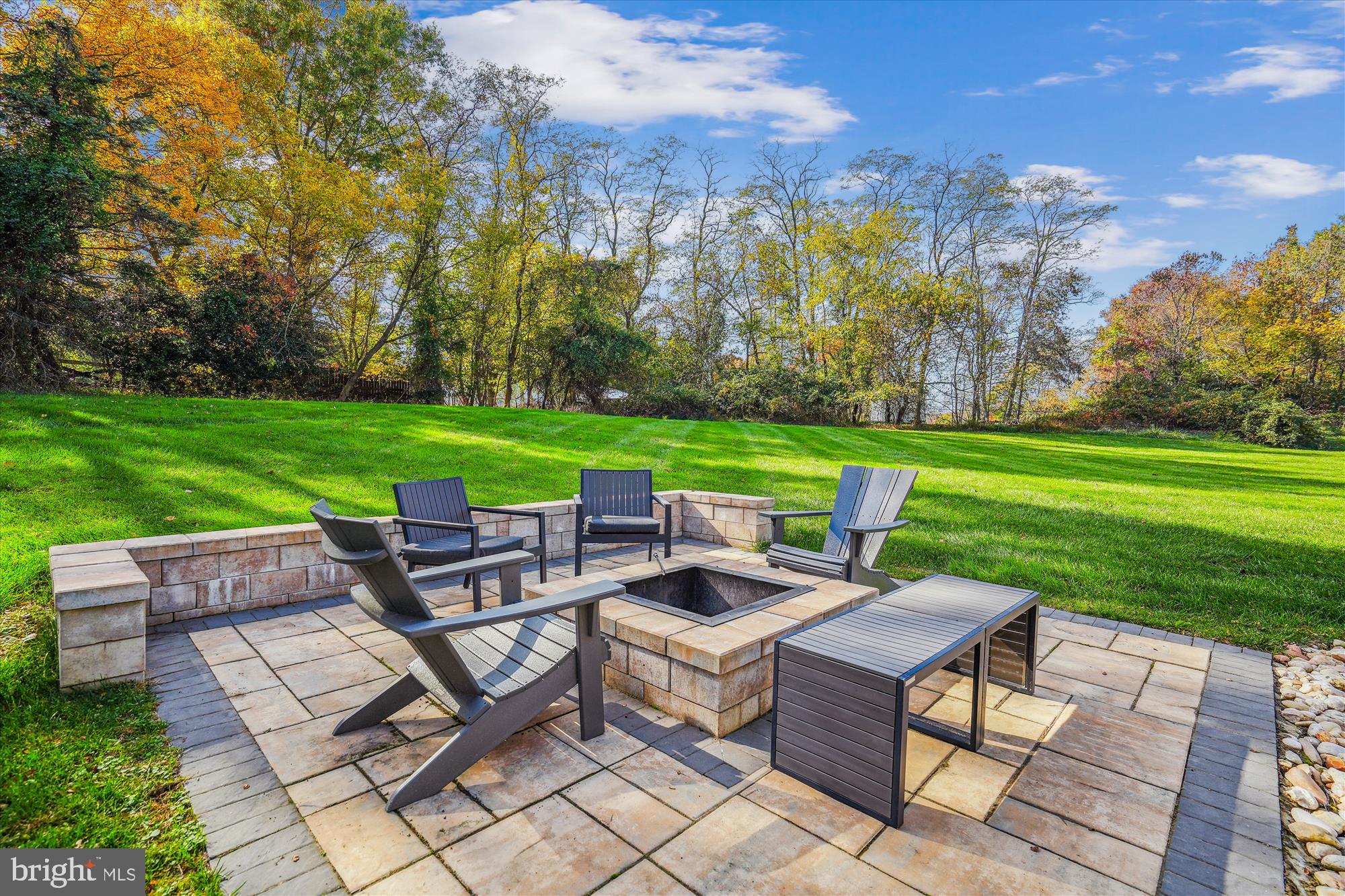 ASHLEIGH KNOLLS - Residential