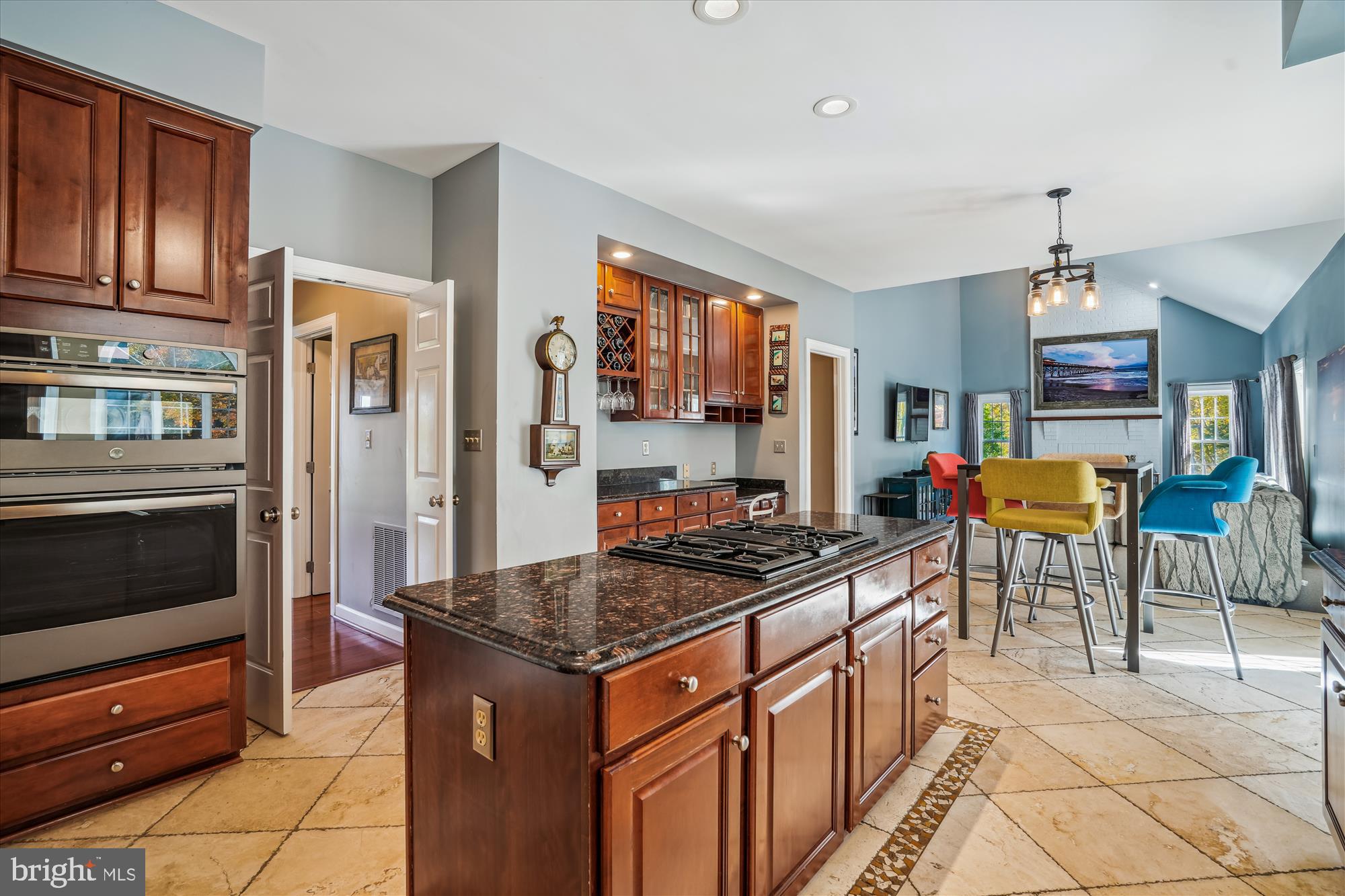 ASHLEIGH KNOLLS - Residential