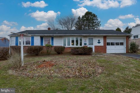 Photo of 1730 HEMLOCK RD, LANCASTER, PA 17603 (MLS # PALA2030538)