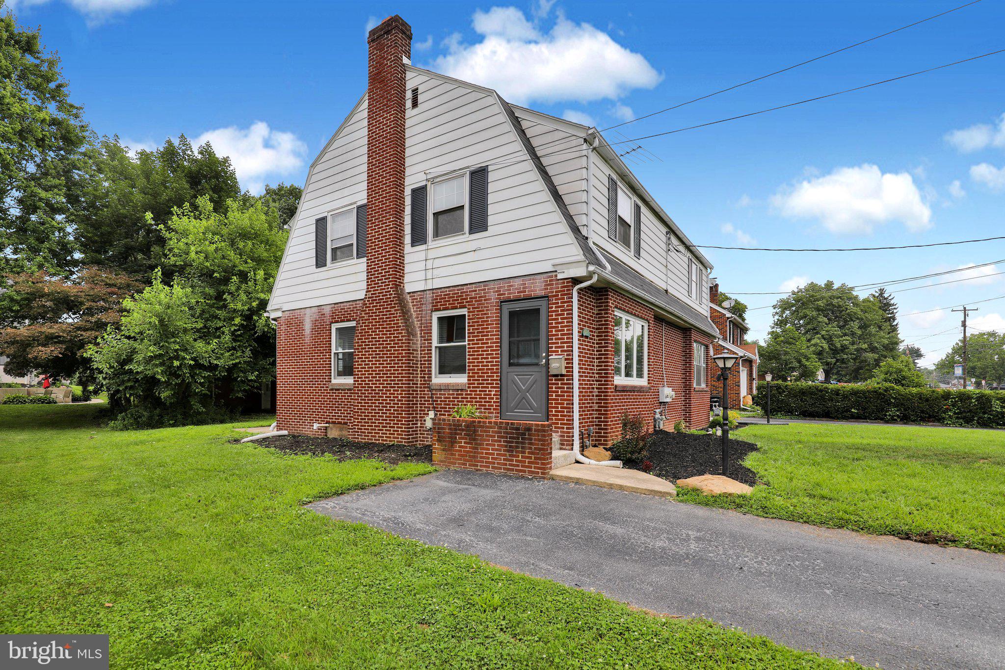 545 E HIGH STREET