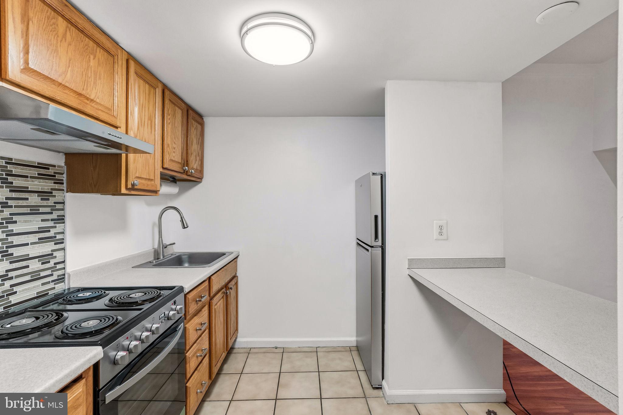 AVENUE OF THE ARTS - Residential