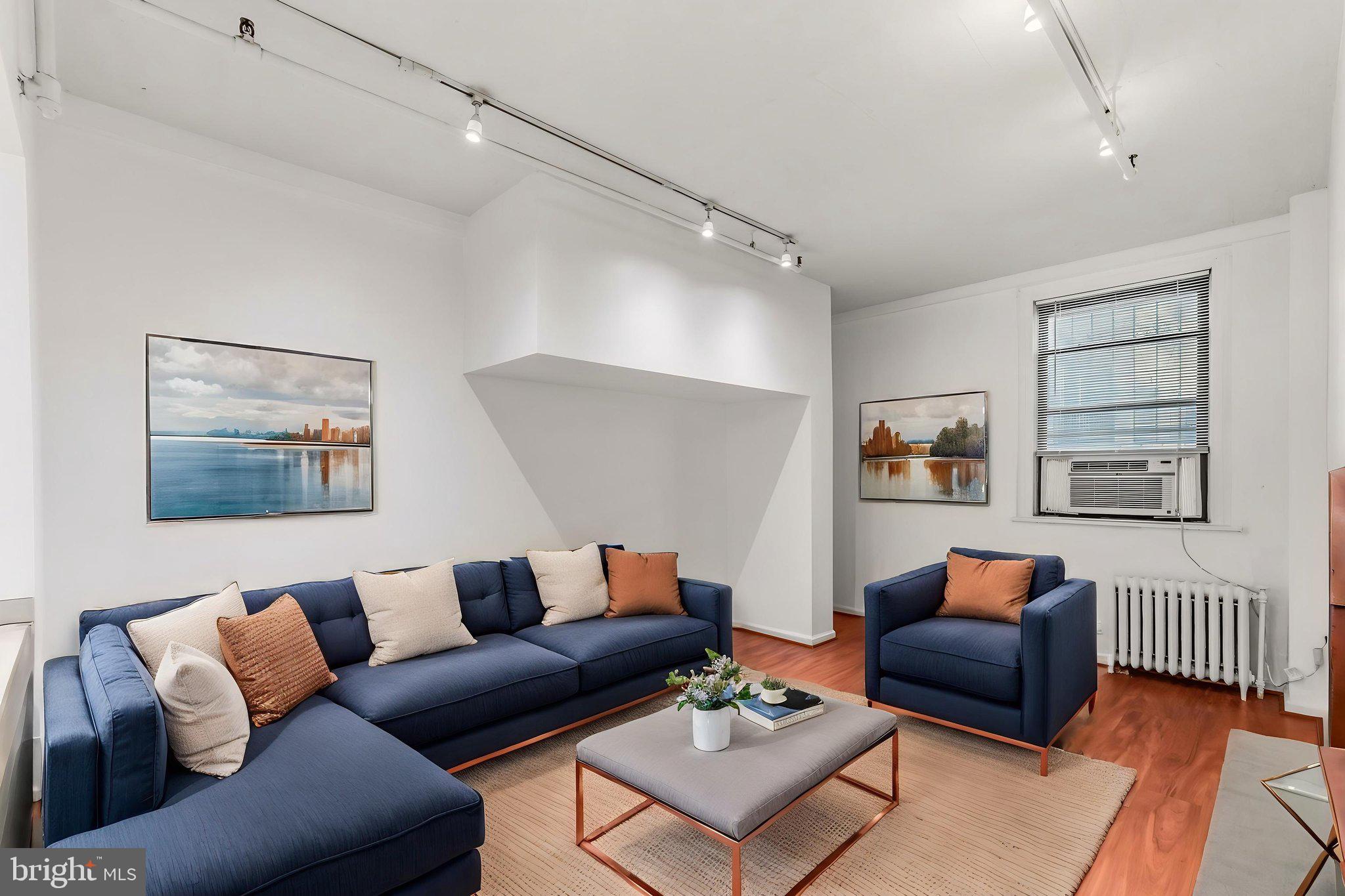 AVENUE OF THE ARTS - Residential