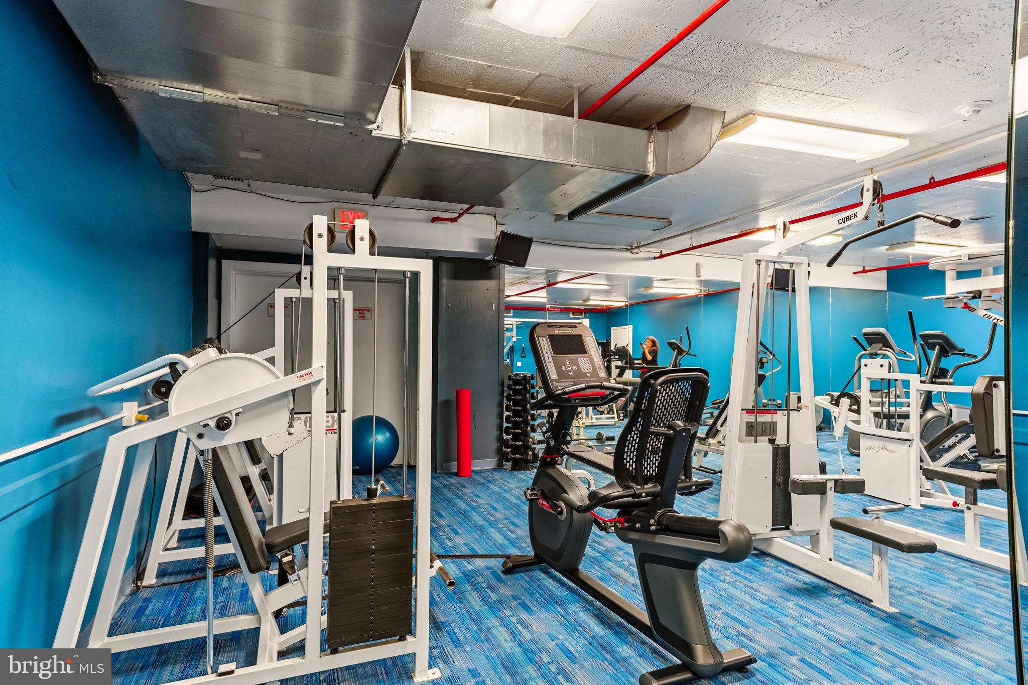 AVENUE OF THE ARTS - Residential