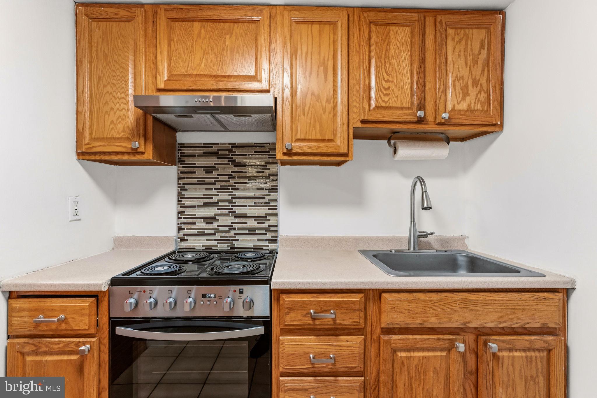 AVENUE OF THE ARTS - Residential