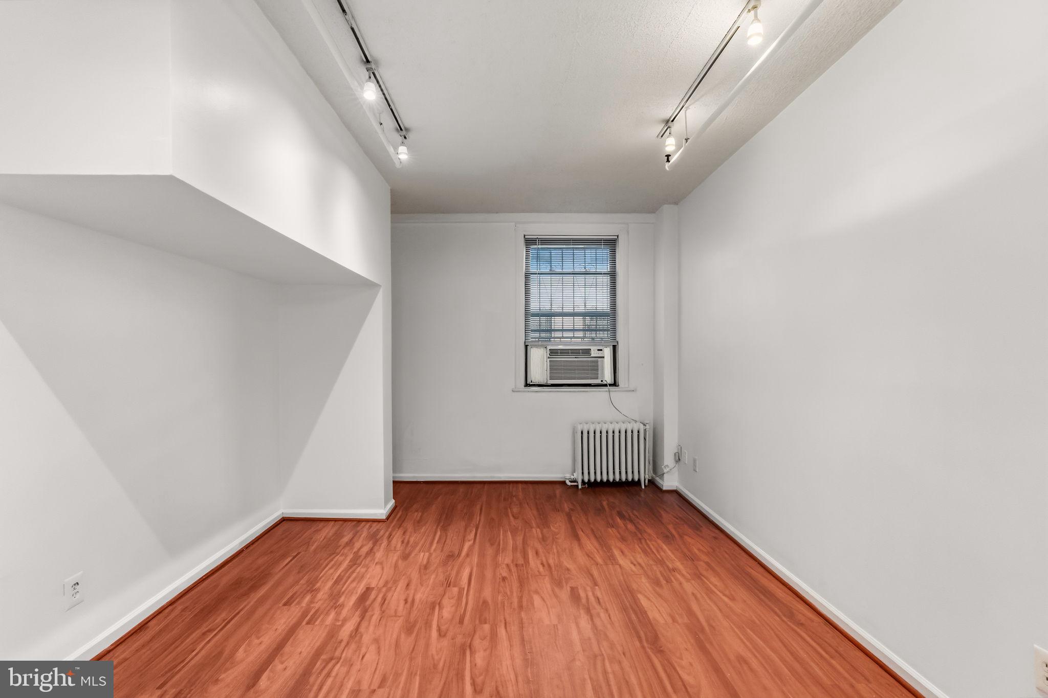 AVENUE OF THE ARTS - Residential