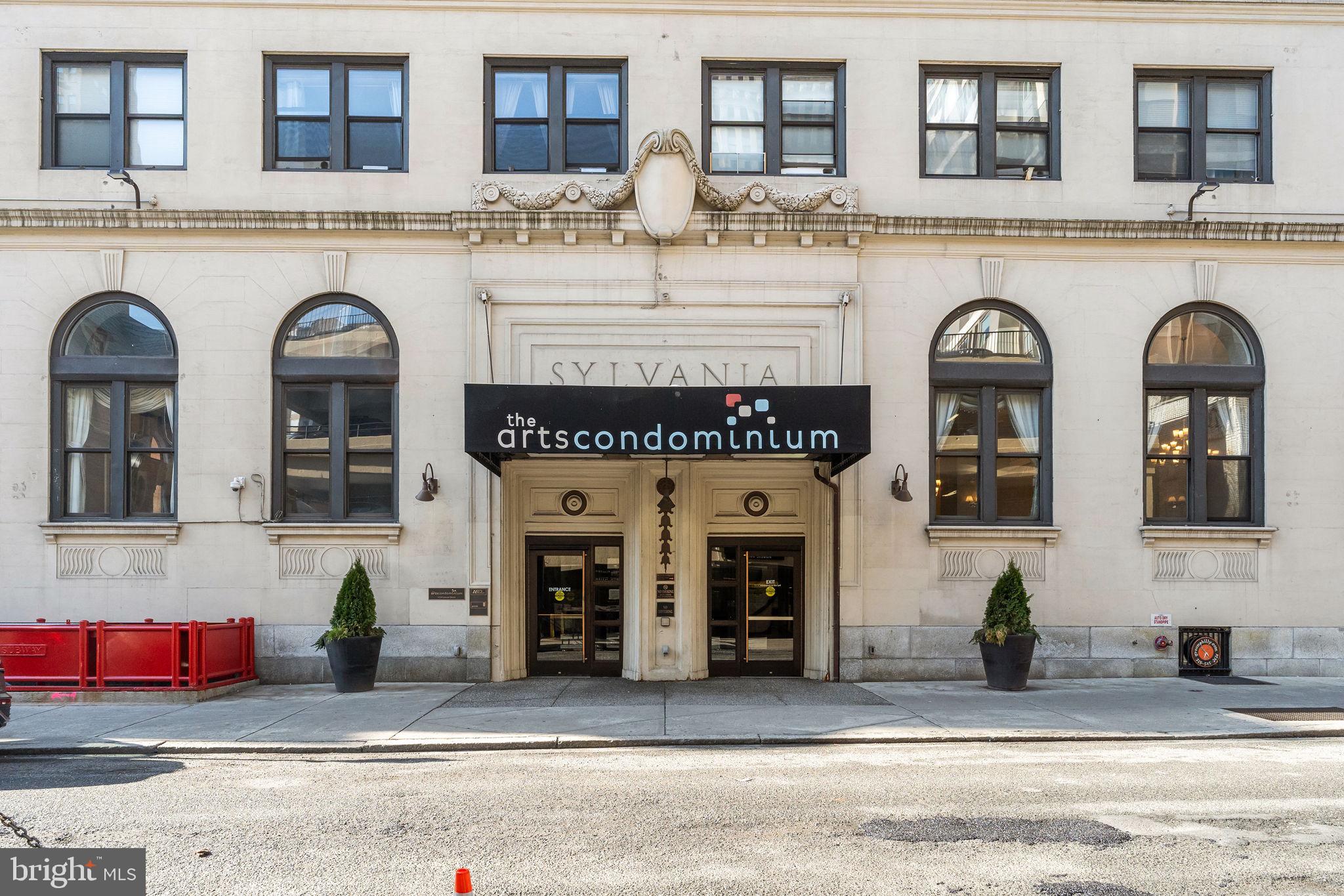 AVENUE OF THE ARTS - Residential