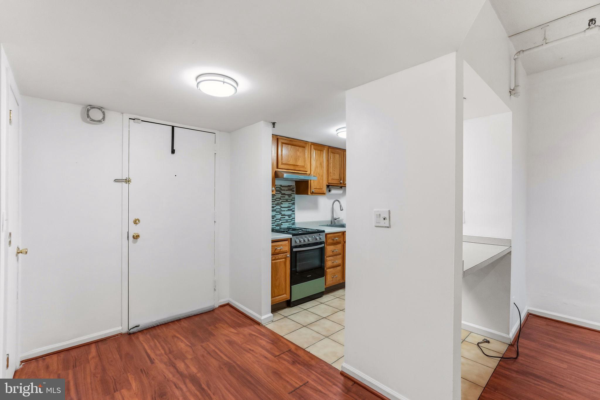 AVENUE OF THE ARTS - Residential