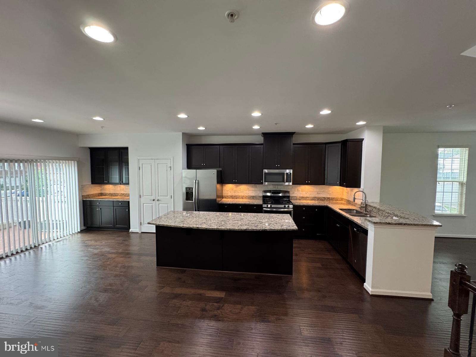 19501 VAUGHN LANDING DRIVE