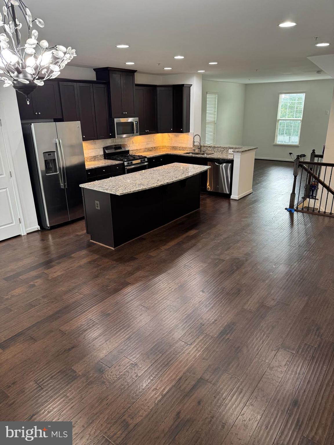 VILLAGE AT TOWN CENTER - Residential Lease