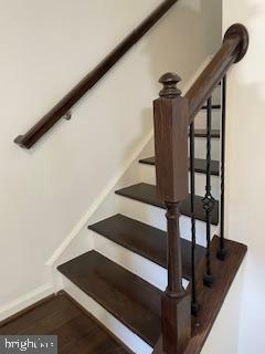 VILLAGE AT TOWN CENTER - Residential Lease