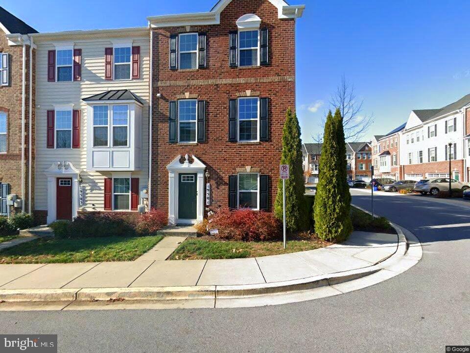 VILLAGE AT TOWN CENTER - Residential Lease