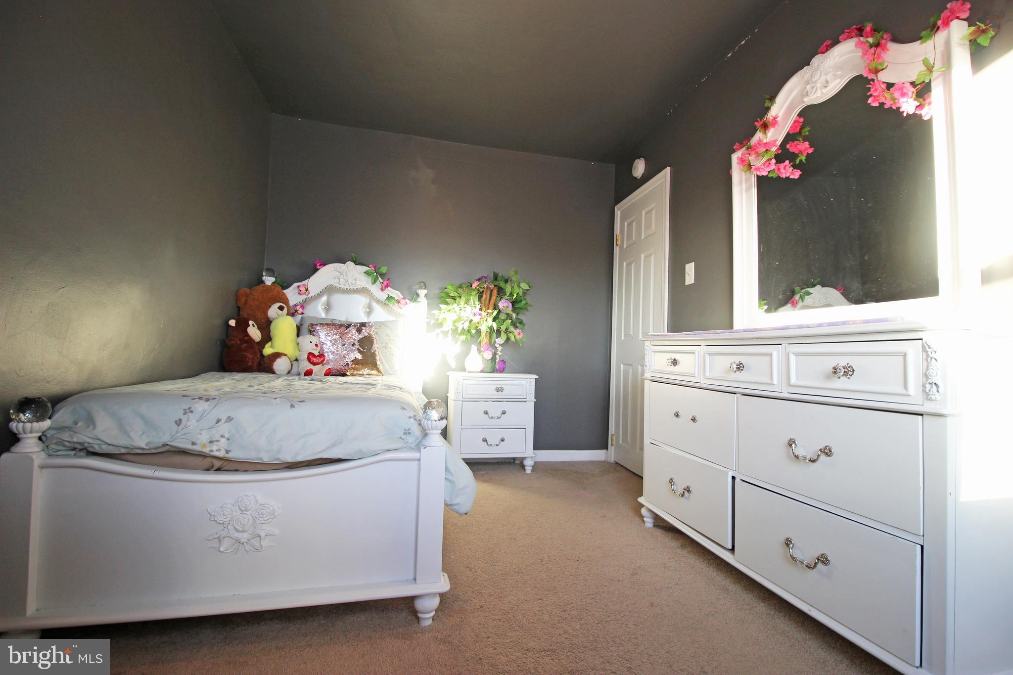 SHARON HILL - Residential
