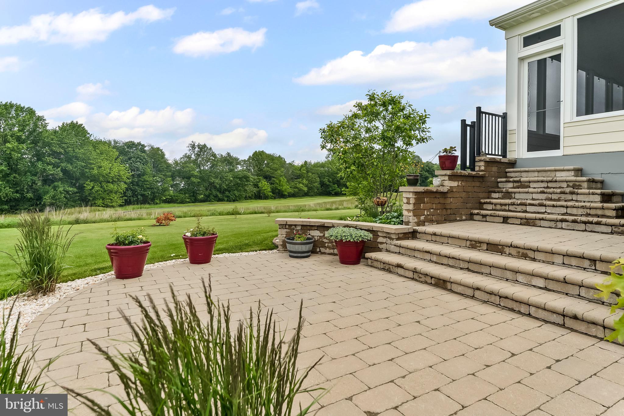 235 BENTLEY DRIVE