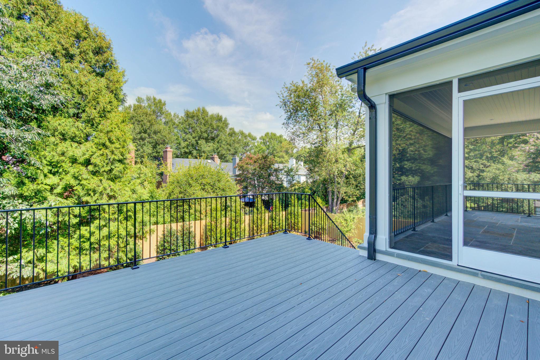 SPRING VALLEY - Residential