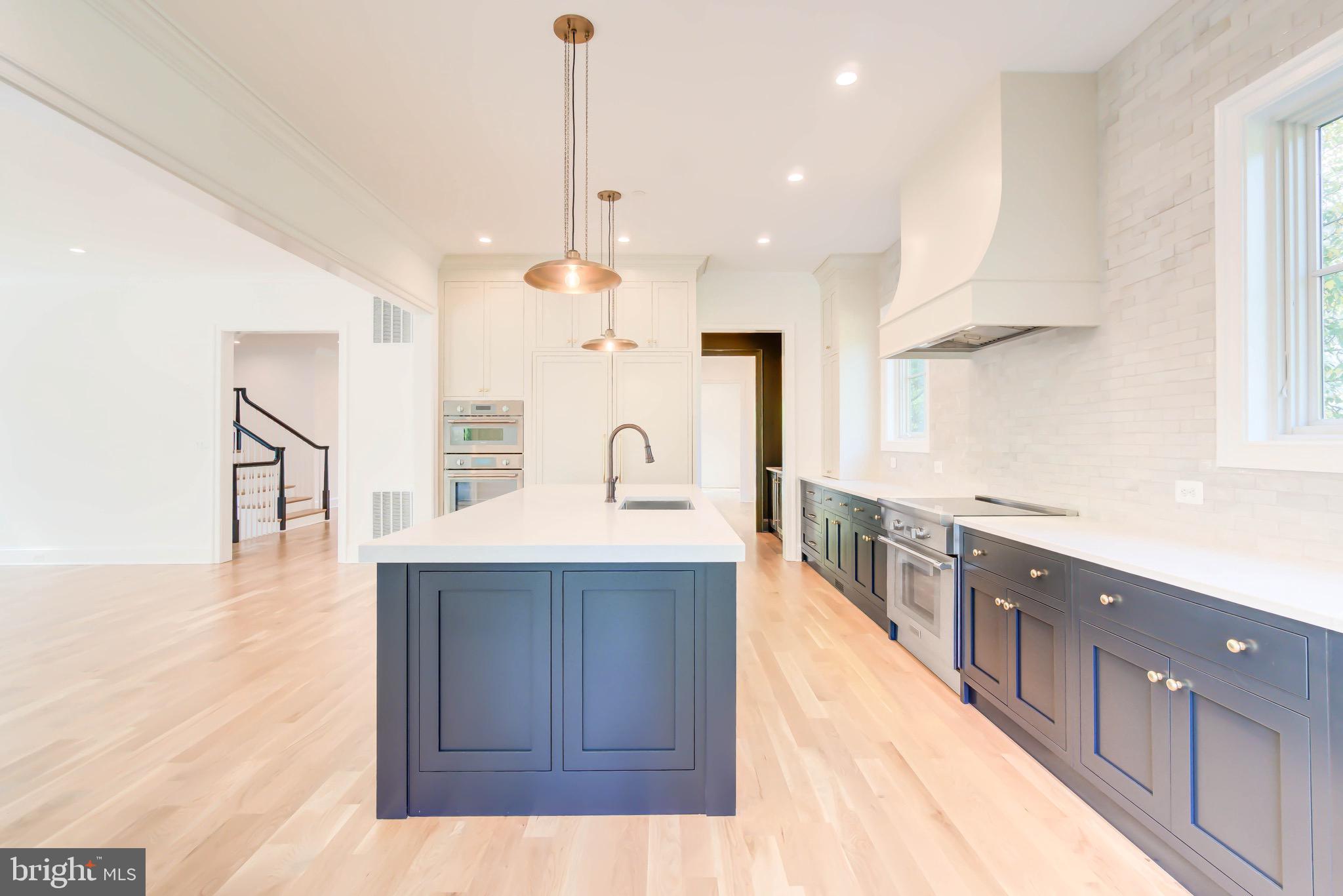 SPRING VALLEY - Residential