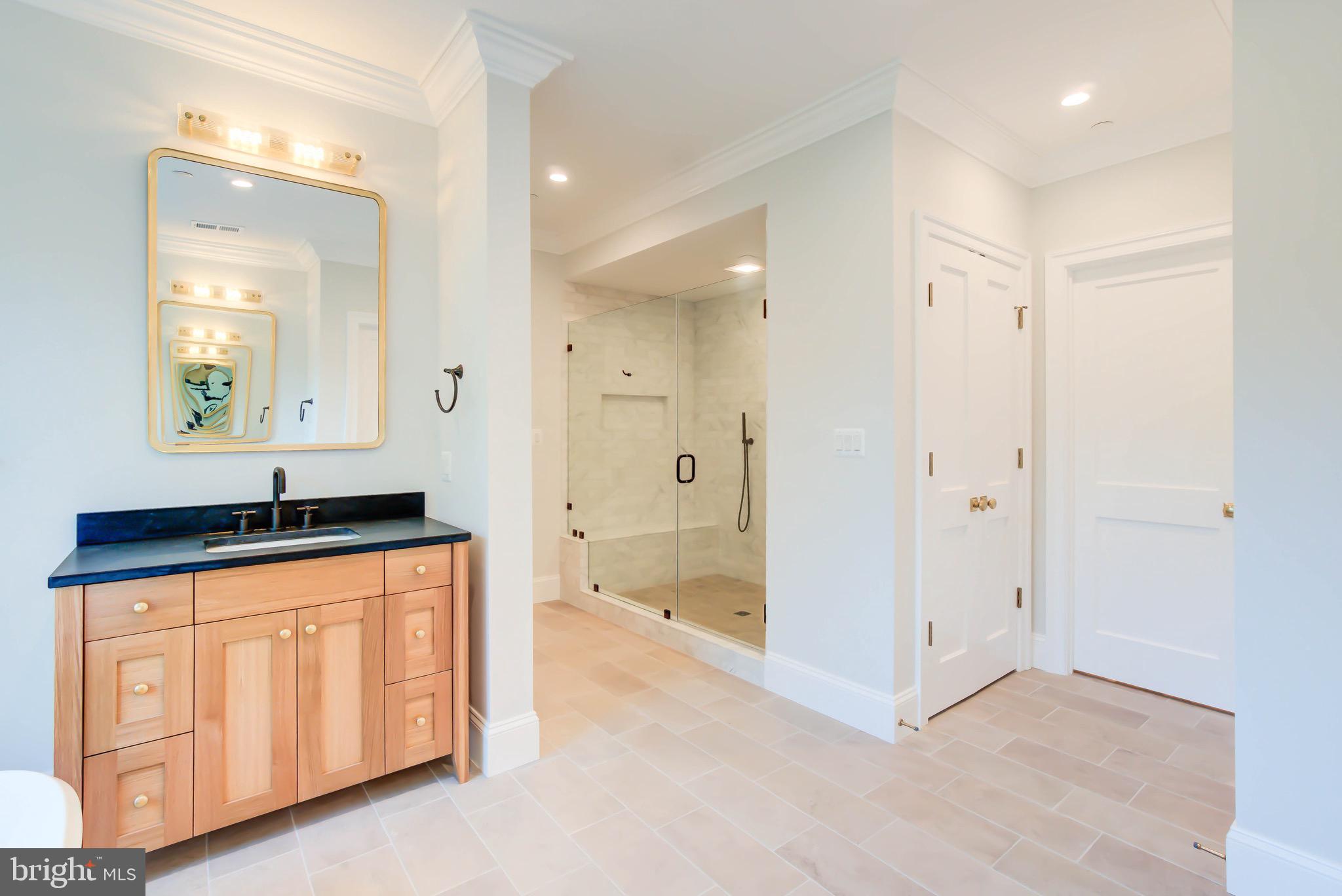 SPRING VALLEY - Residential