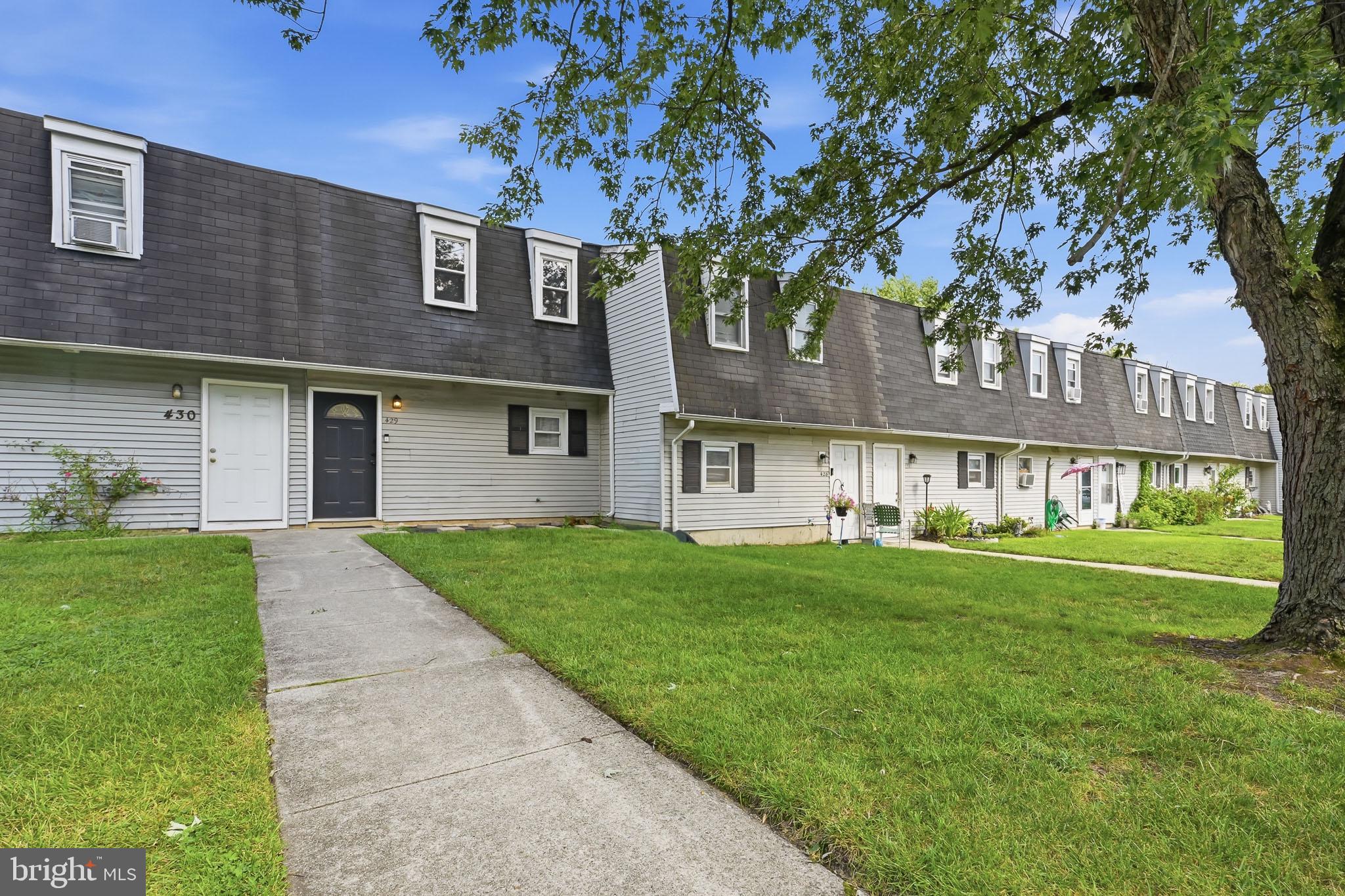 429 VIA CASCATA DRIVE