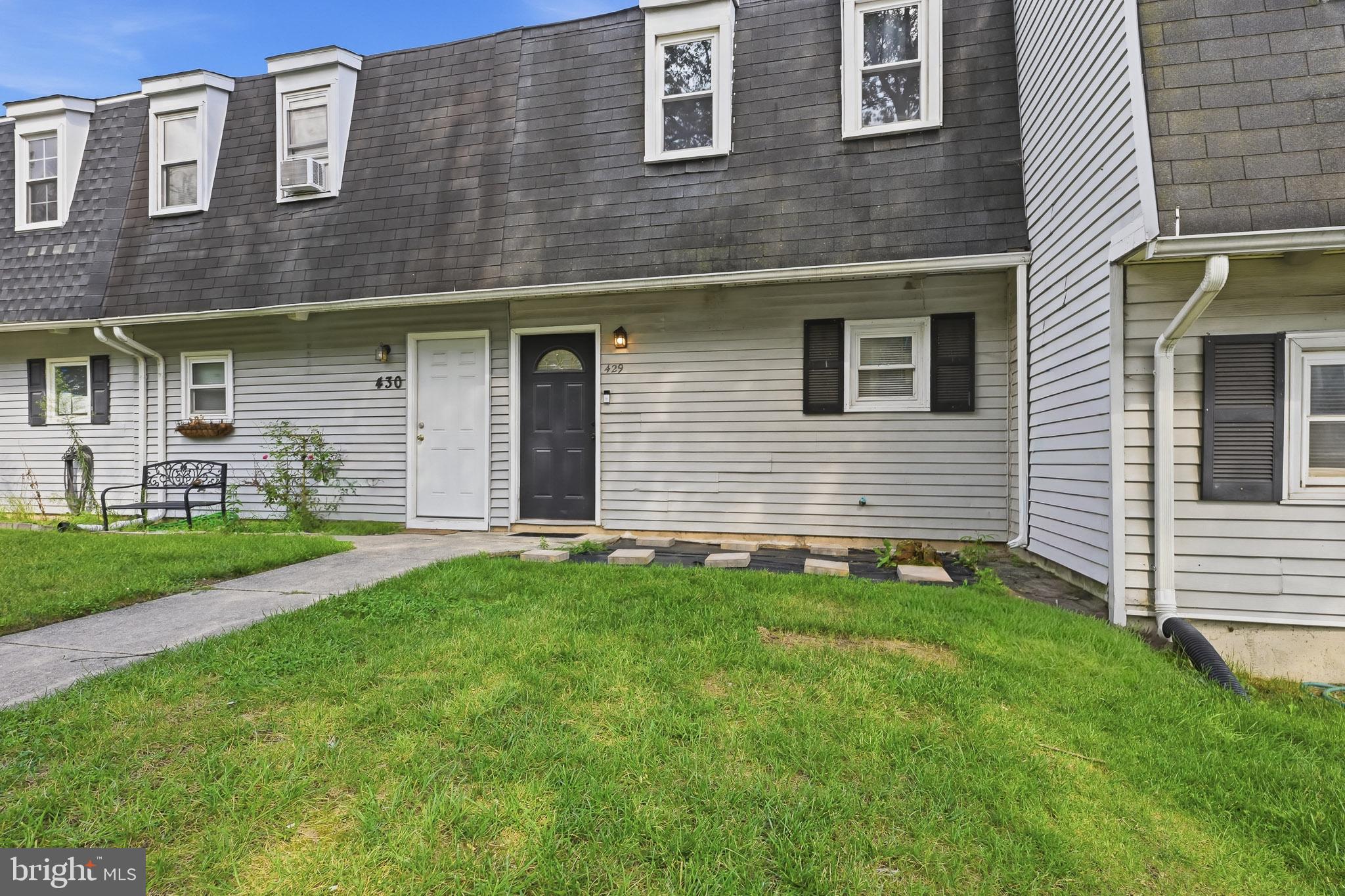 429 VIA CASCATA DRIVE