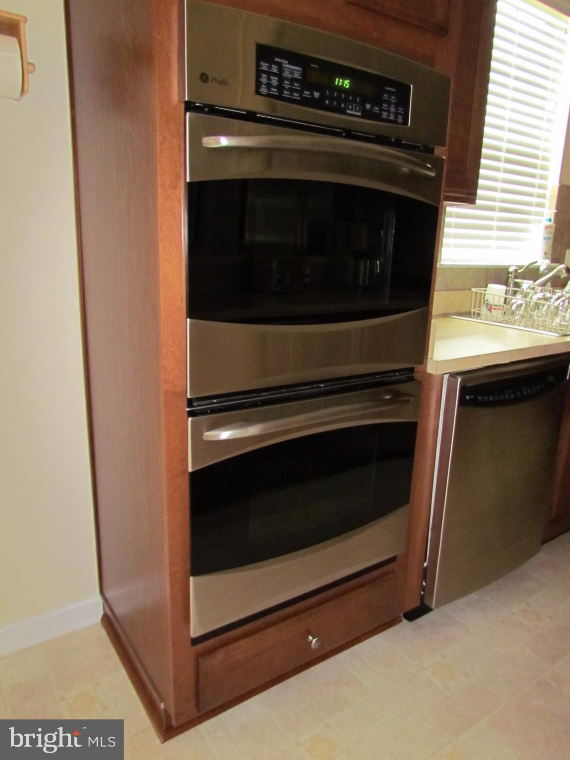 WESTBURY PUB - Residential