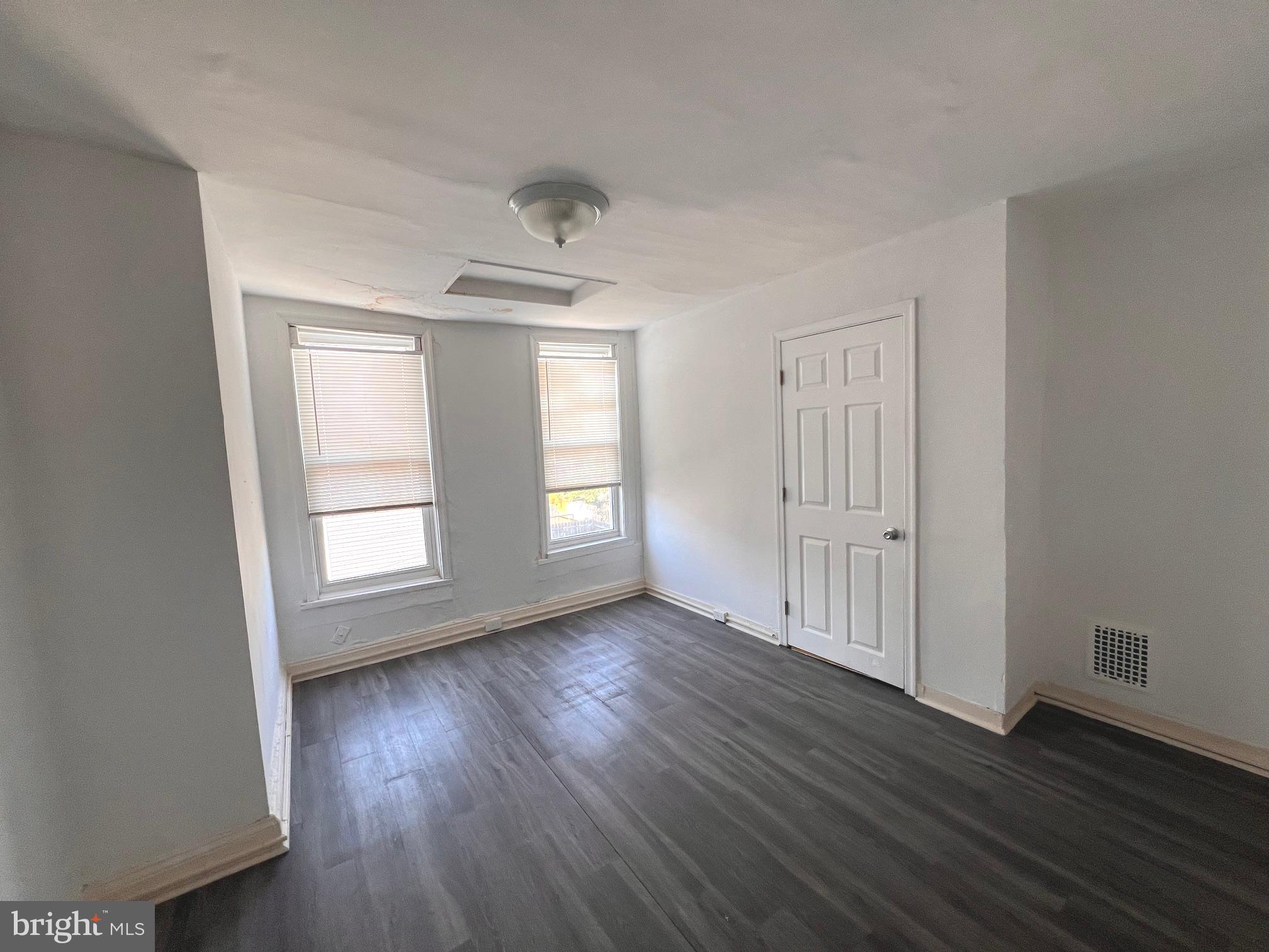 MADISON EASTEND - Residential