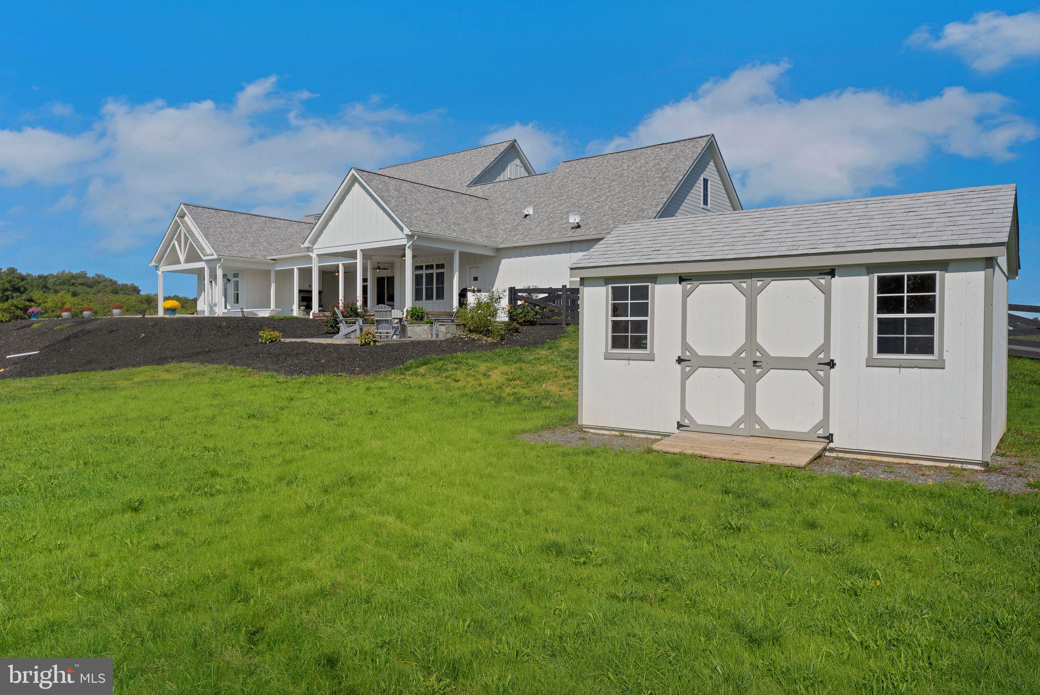 APPLE BANKS SOUTH - Residential