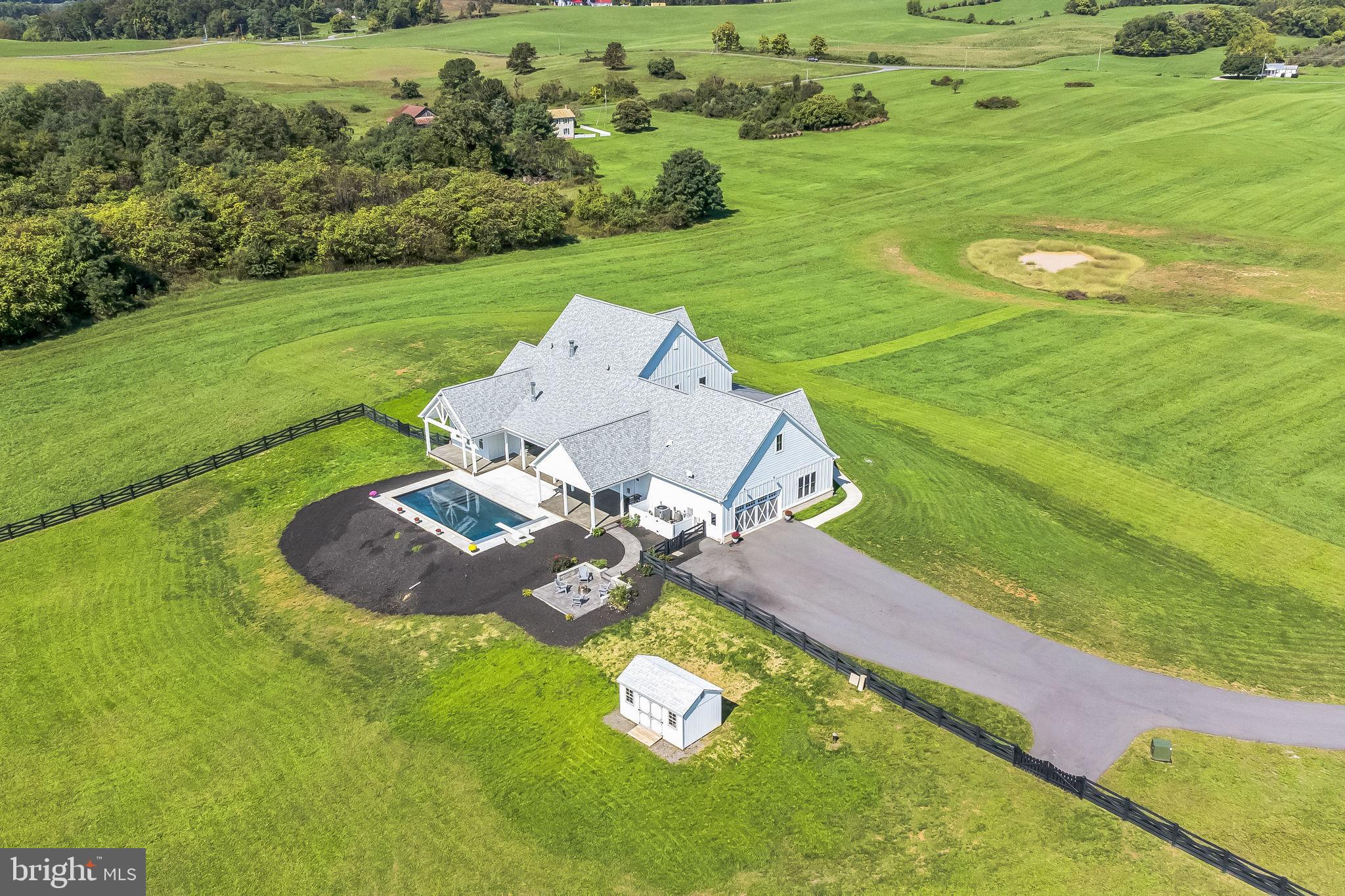 APPLE BANKS SOUTH - Residential