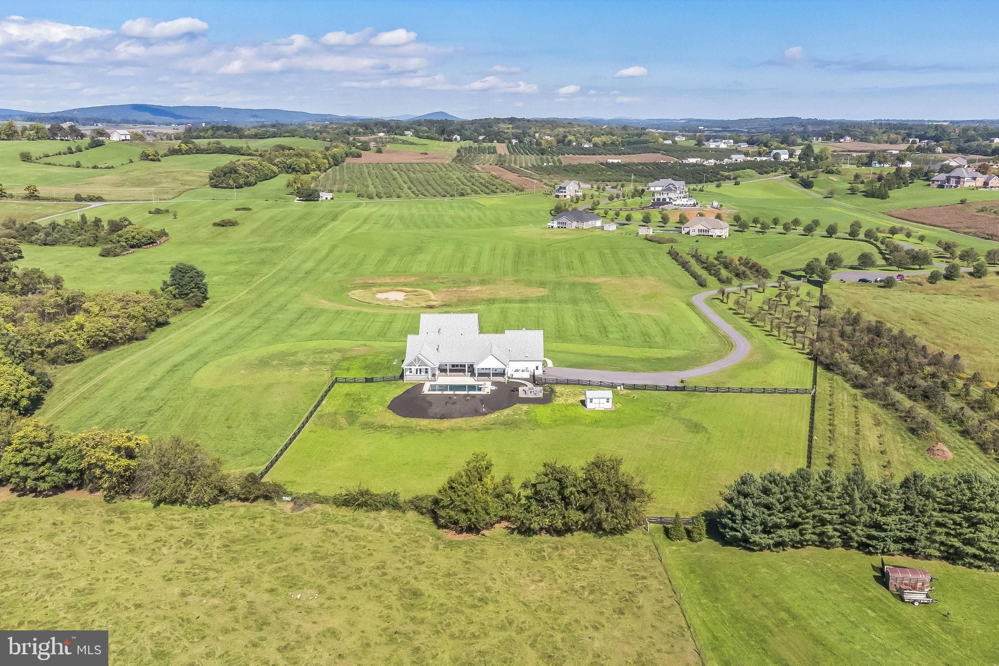 APPLE BANKS SOUTH - Residential