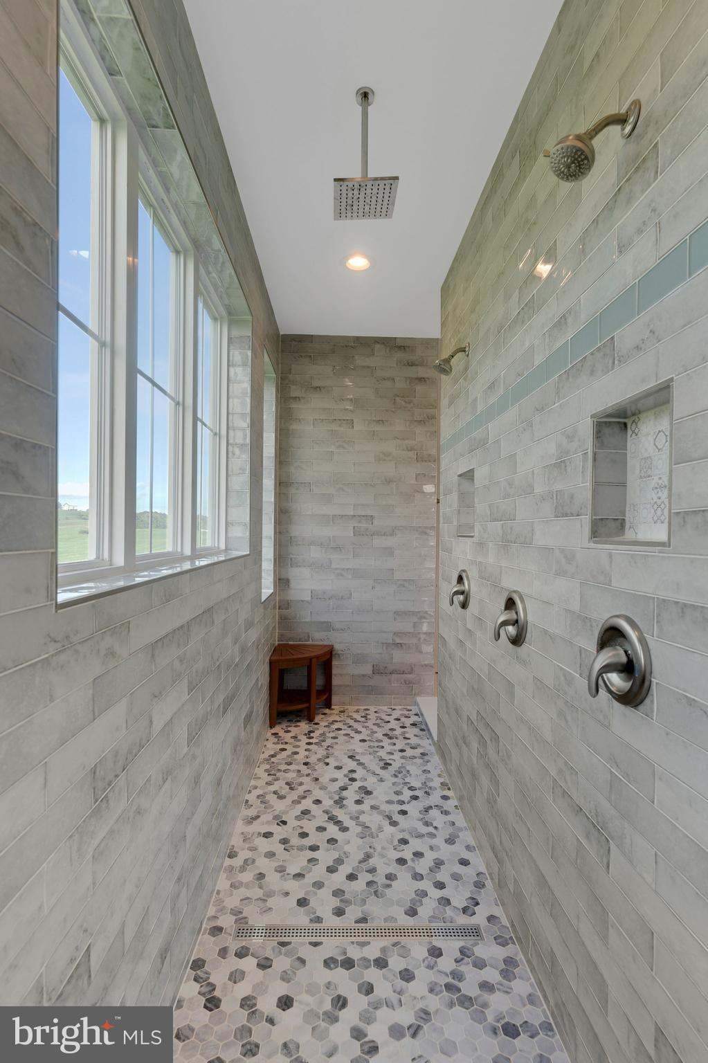 APPLE BANKS SOUTH - Residential