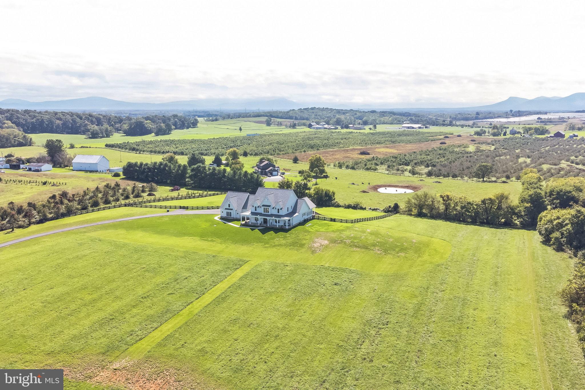 APPLE BANKS SOUTH - Residential