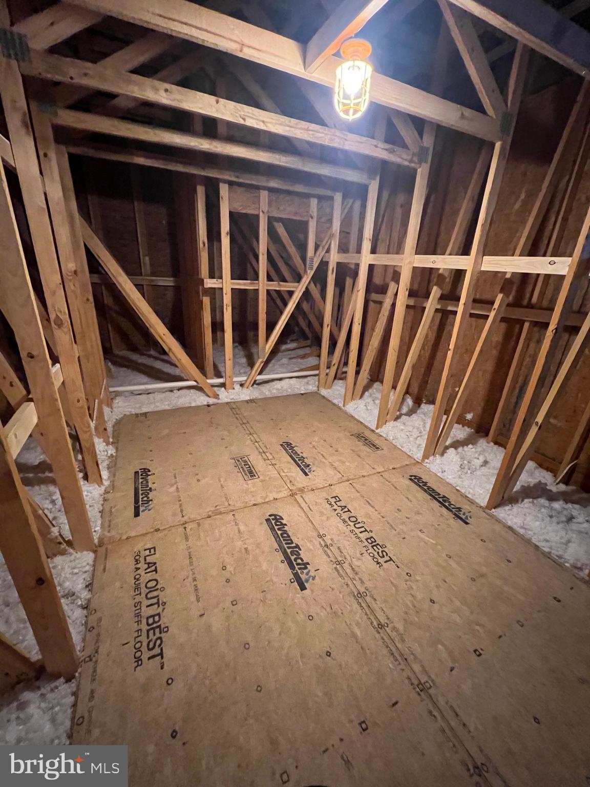 APPLE BANKS SOUTH - Residential