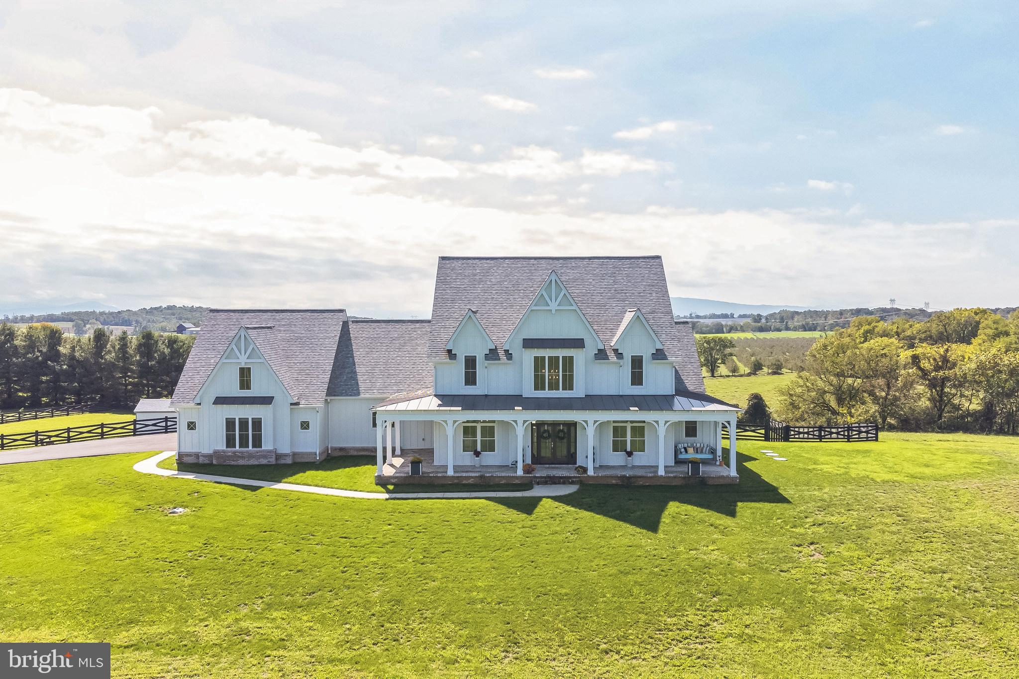 APPLE BANKS SOUTH - Residential