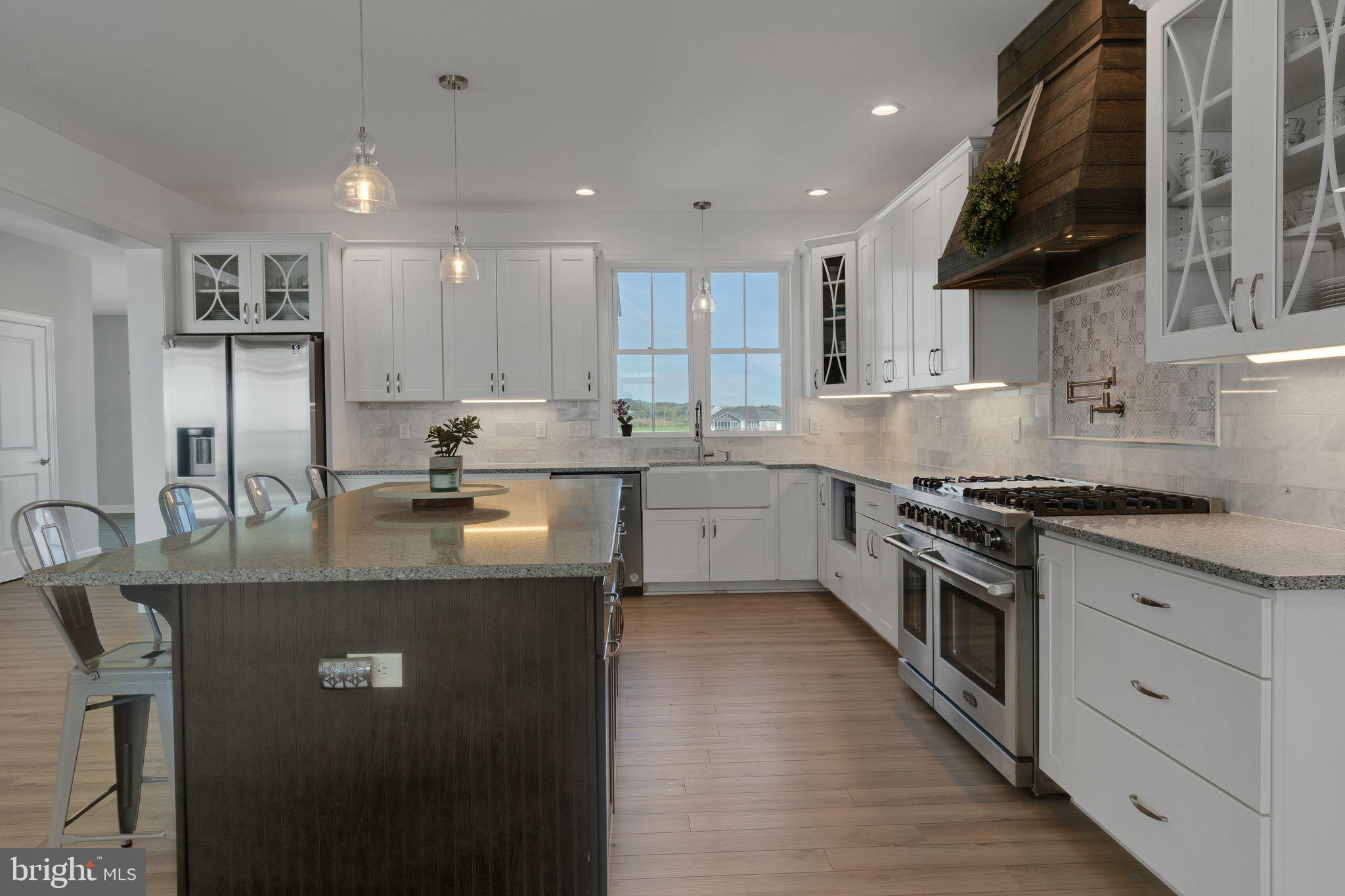 APPLE BANKS SOUTH - Residential