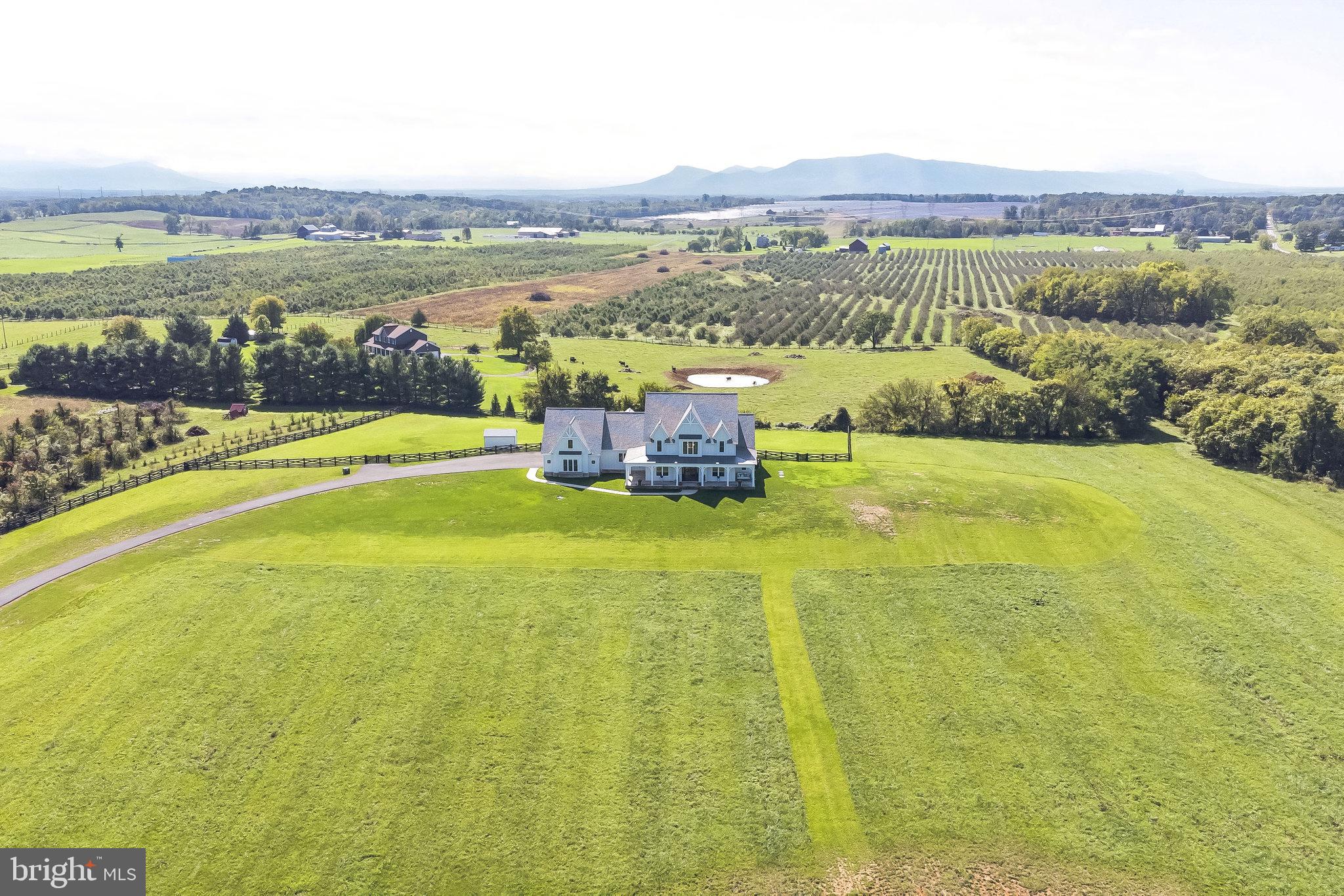 APPLE BANKS SOUTH - Residential