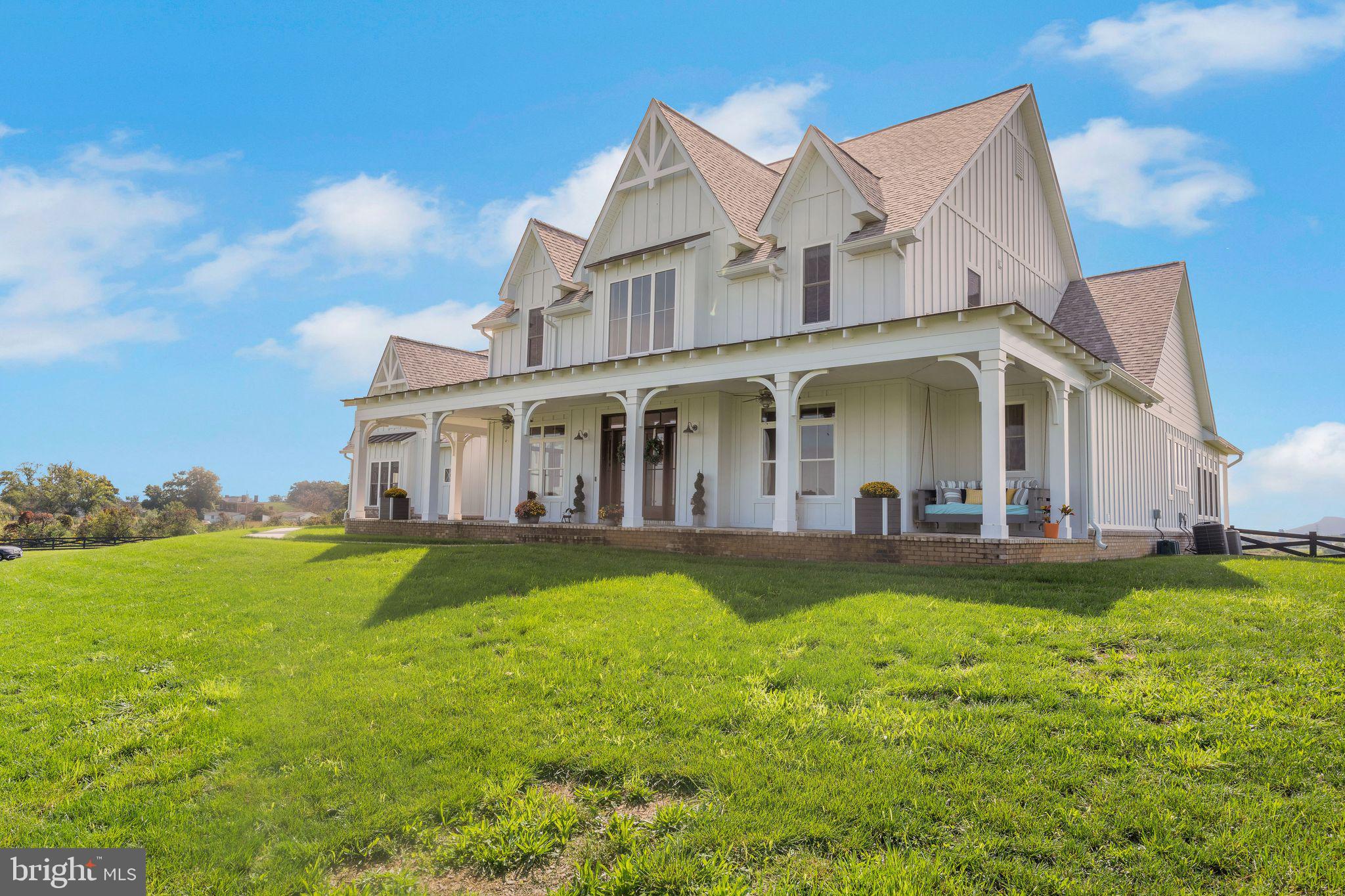 APPLE BANKS SOUTH - Residential