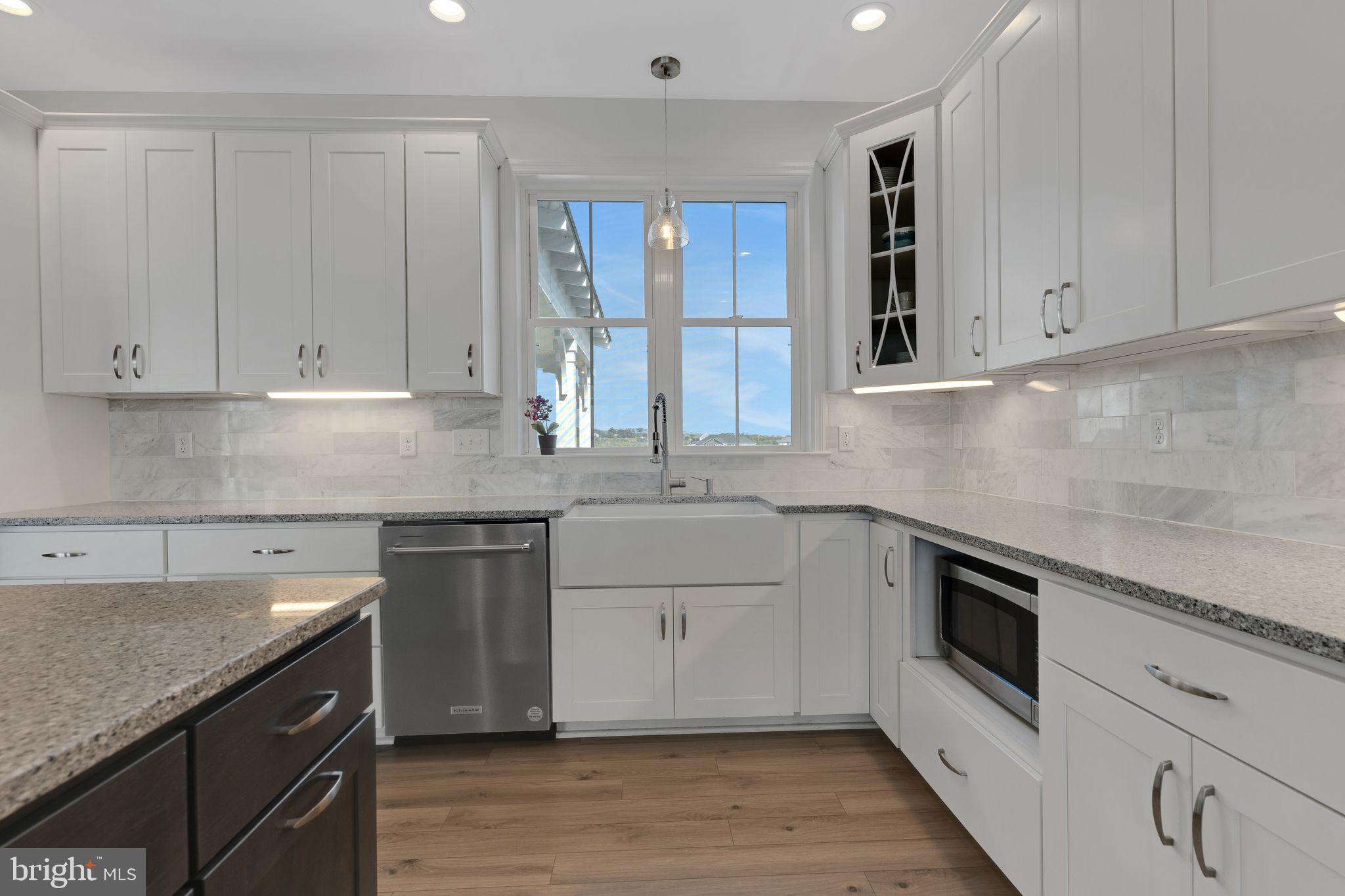 APPLE BANKS SOUTH - Residential