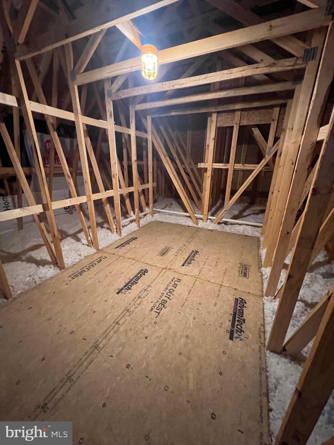 APPLE BANKS SOUTH - Residential