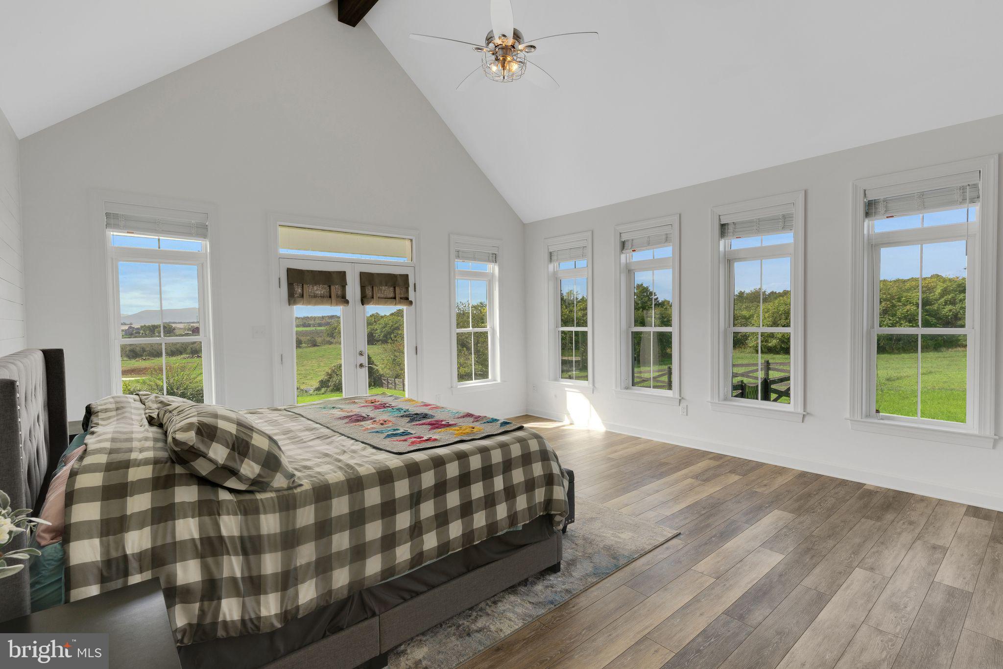 APPLE BANKS SOUTH - Residential