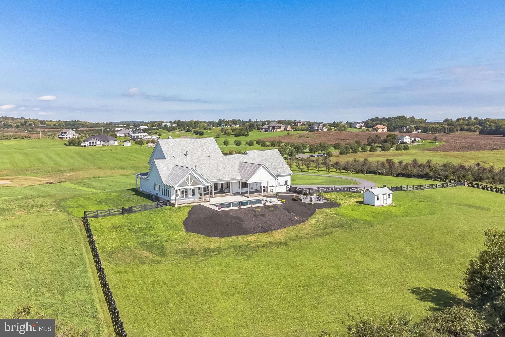 APPLE BANKS SOUTH - Residential