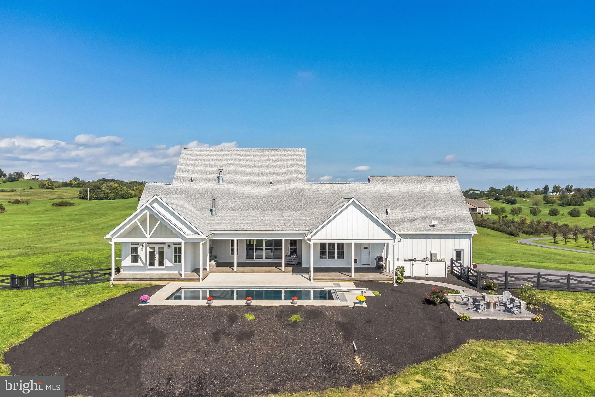 APPLE BANKS SOUTH - Residential