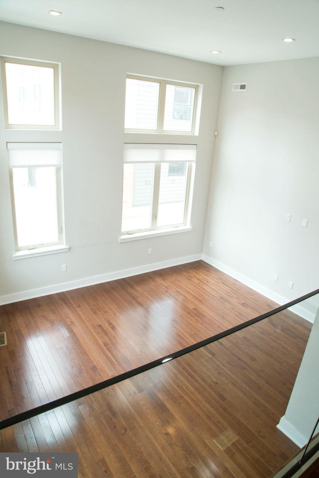 FRANCISVILLE - Residential