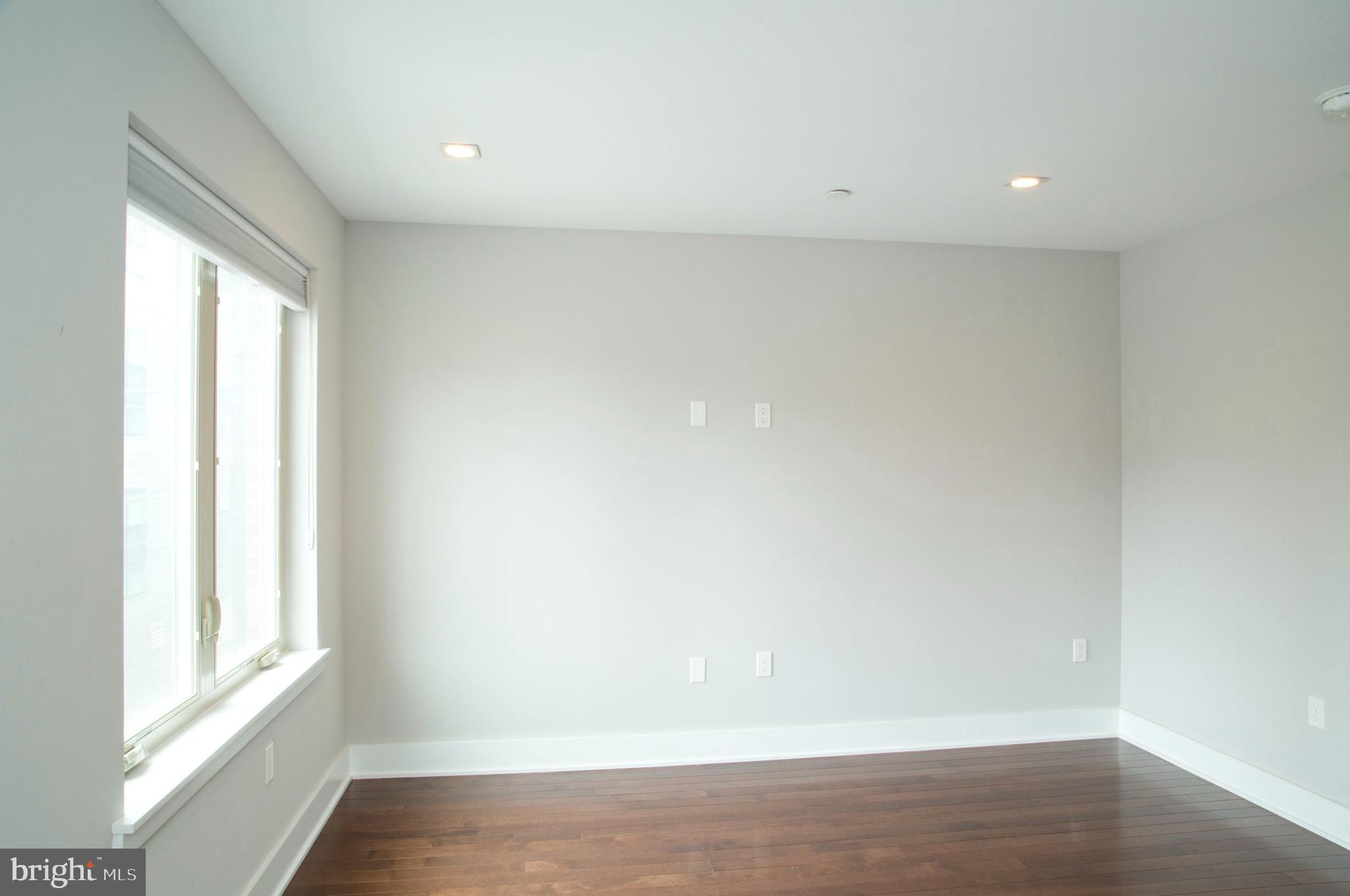 FRANCISVILLE - Residential