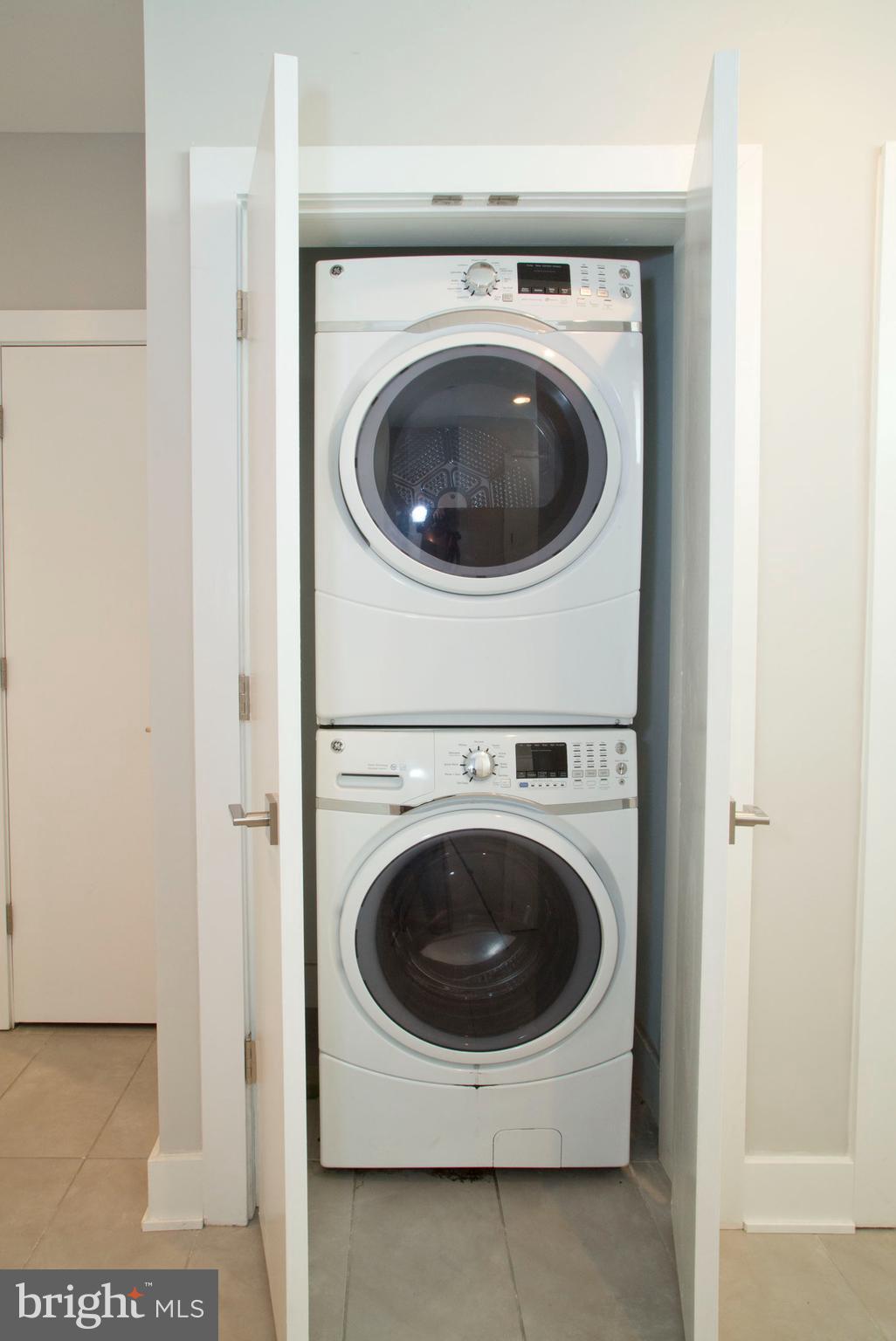 FRANCISVILLE - Residential