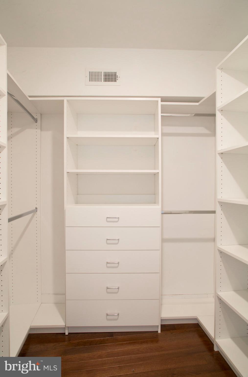 FRANCISVILLE - Residential