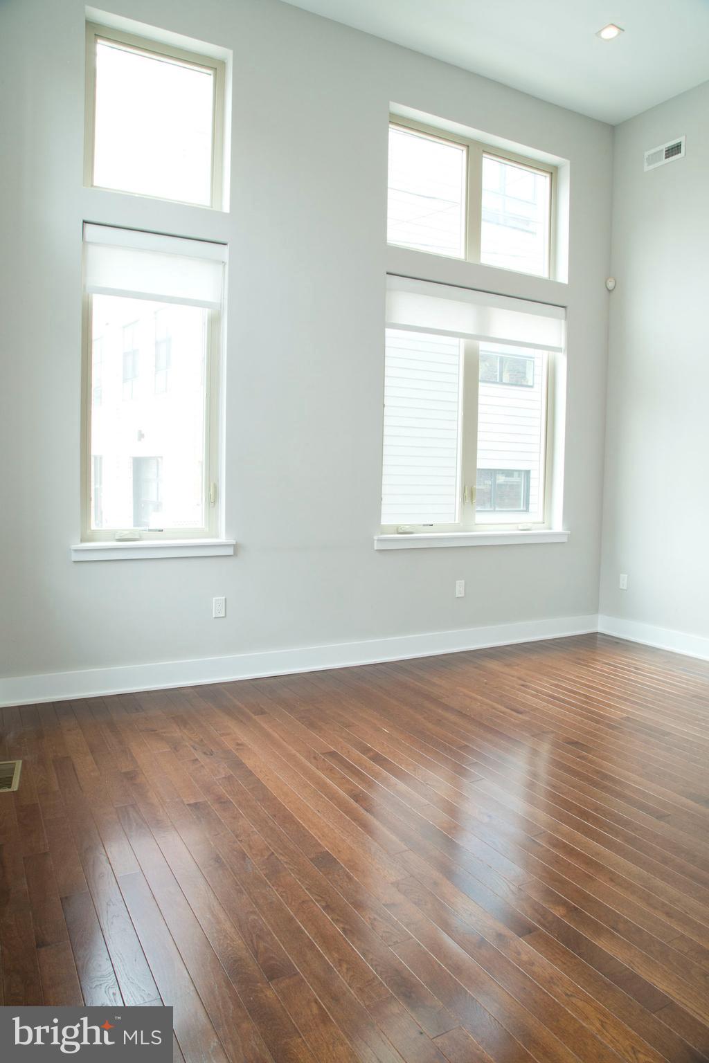 FRANCISVILLE - Residential